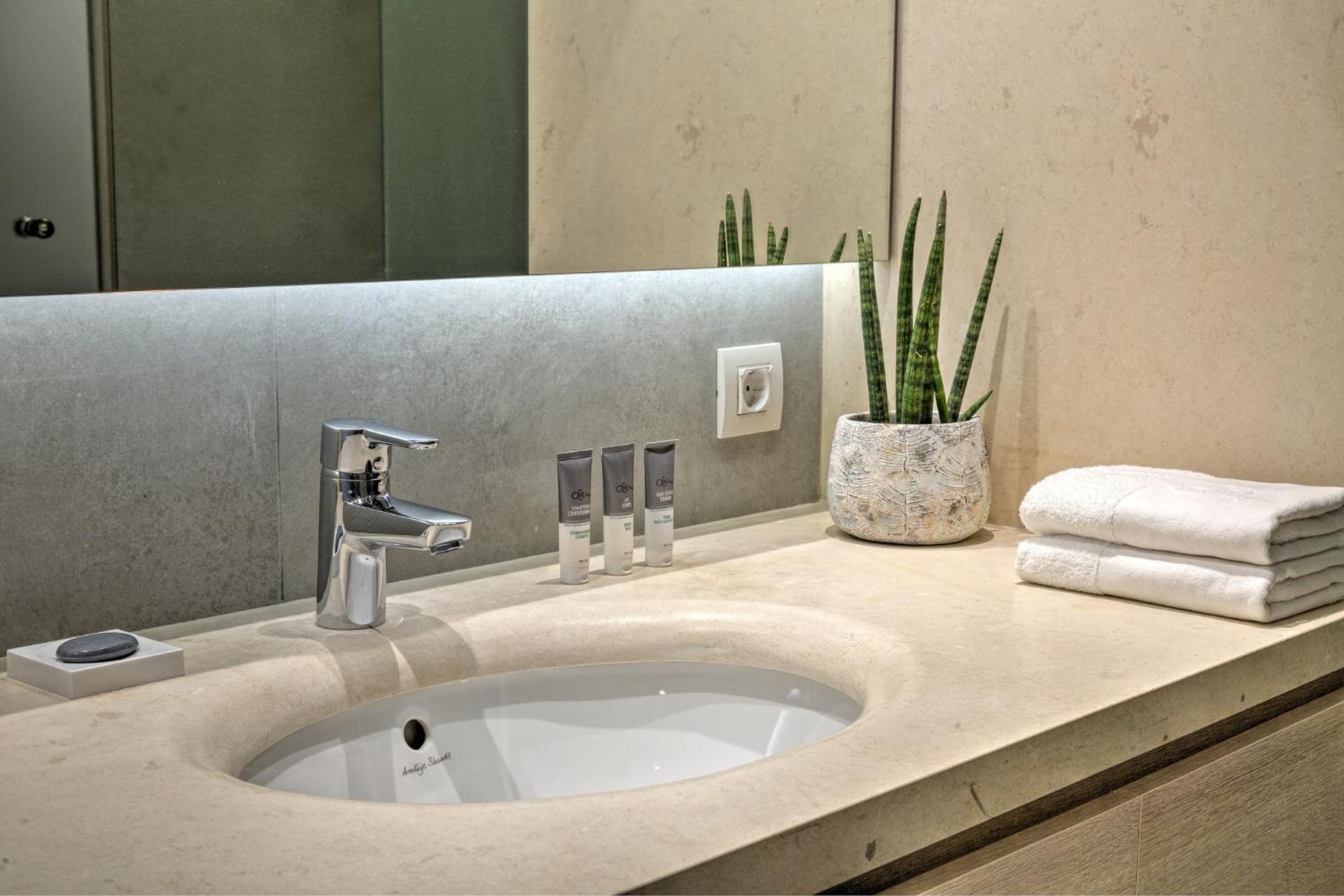 Amada Colossos Resort - Photo 50