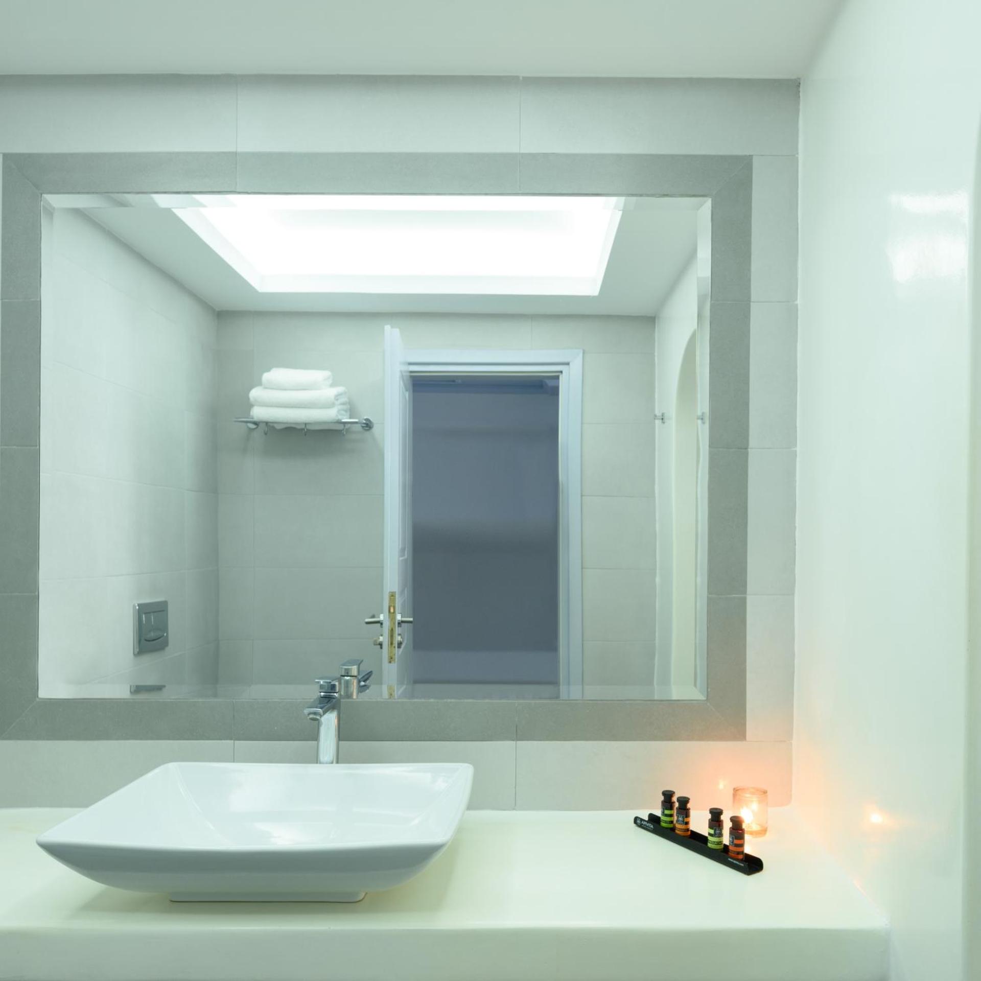 Maison Des Lys - Luxury Suites - Photo 41