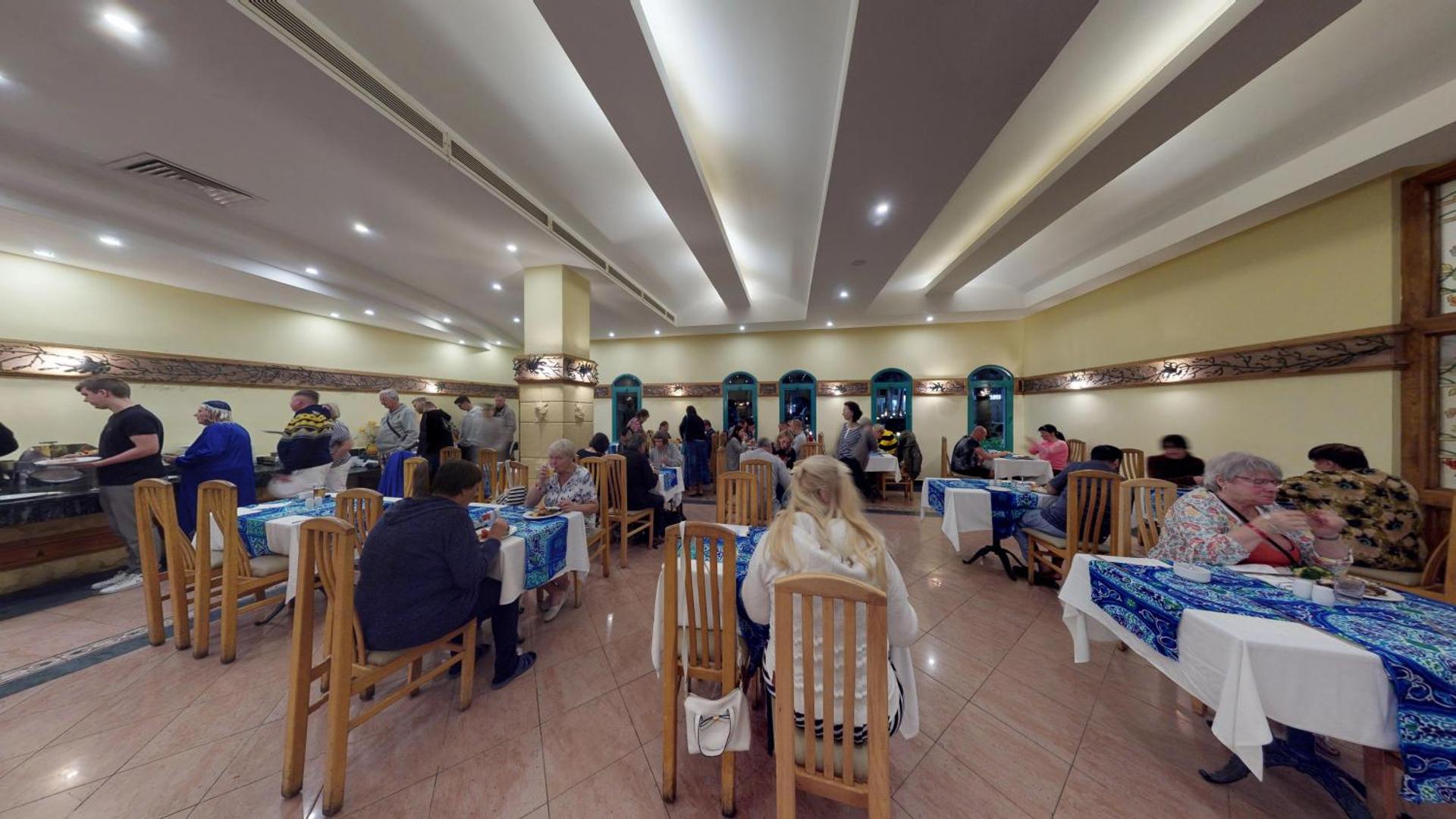 Falcon Hills Hotel - Photo 38