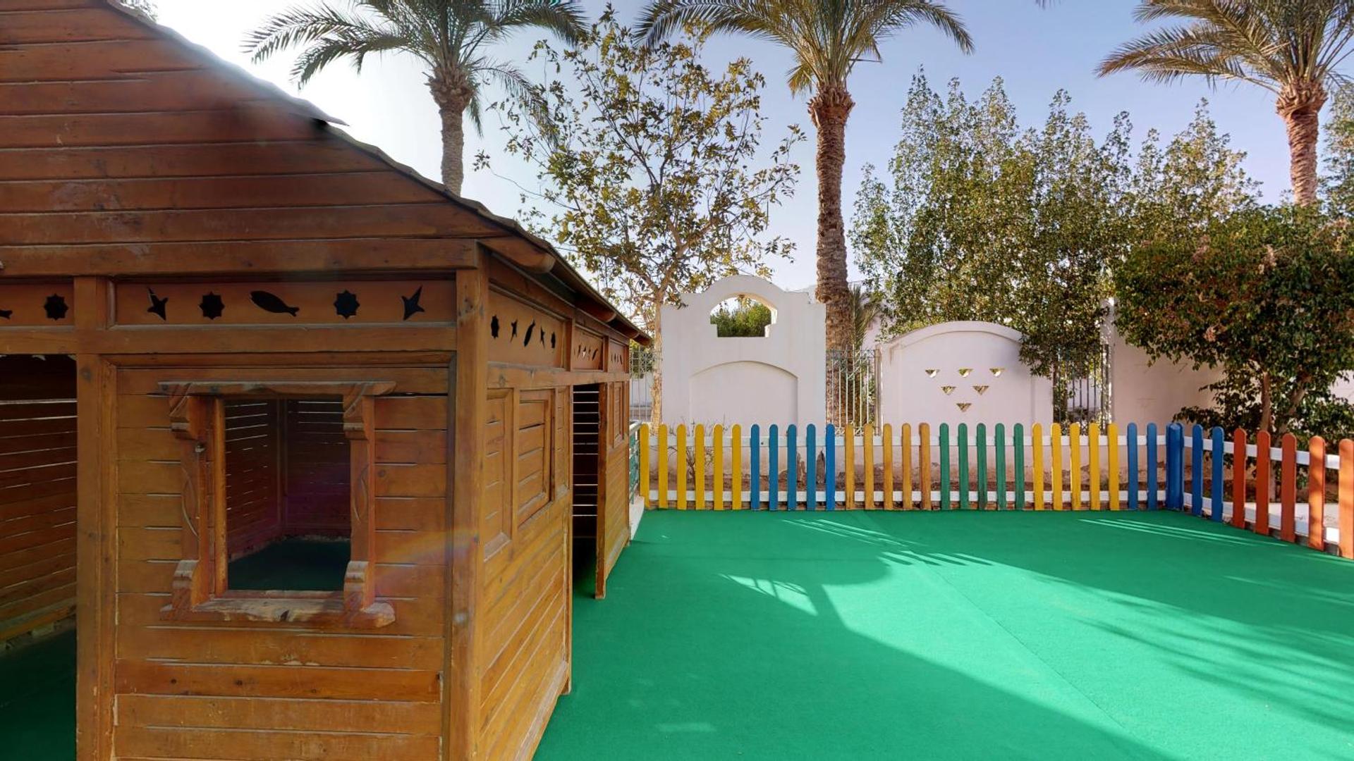 Falcon Hills Hotel - Photo 66