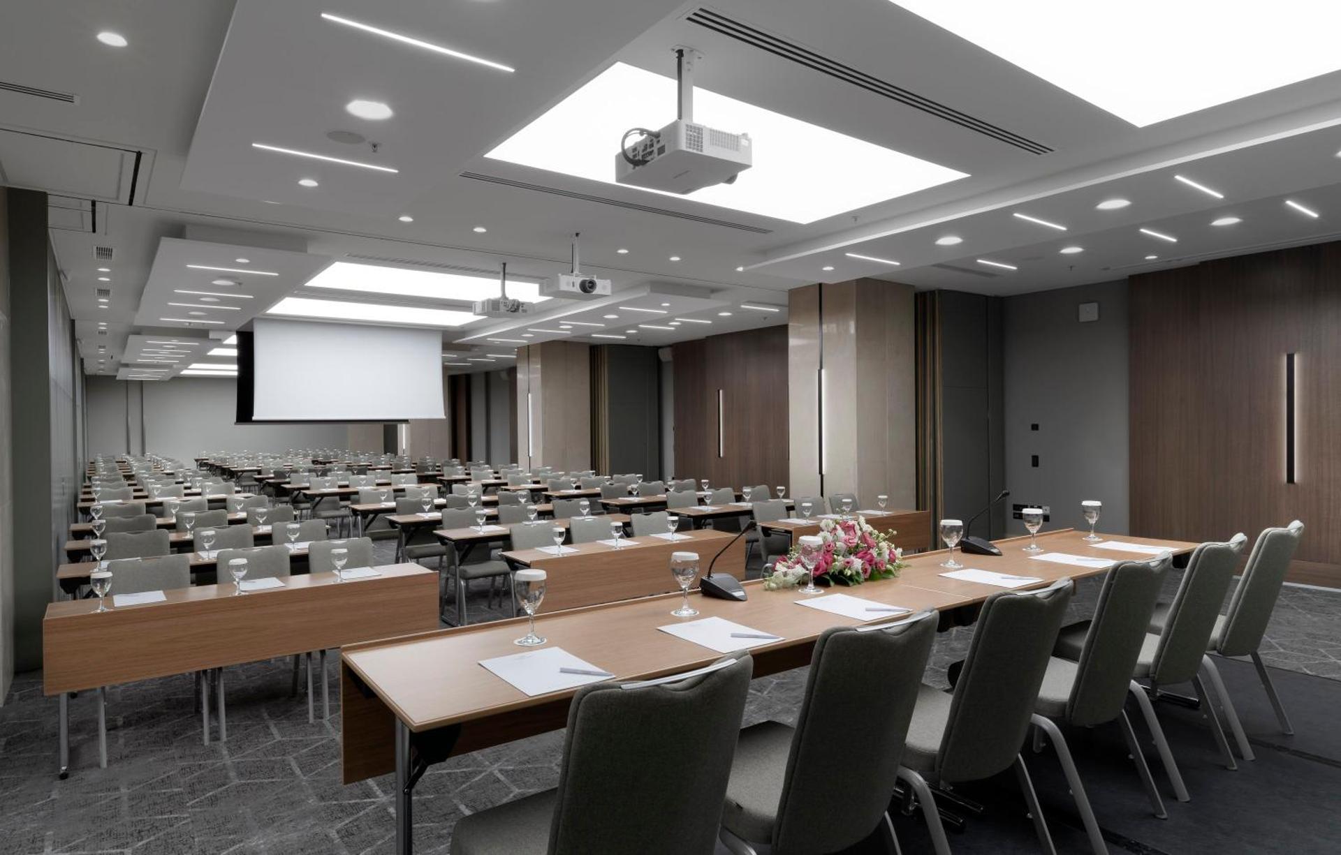 Crowne Plaza Athens City Centre by IHG - Photo 126