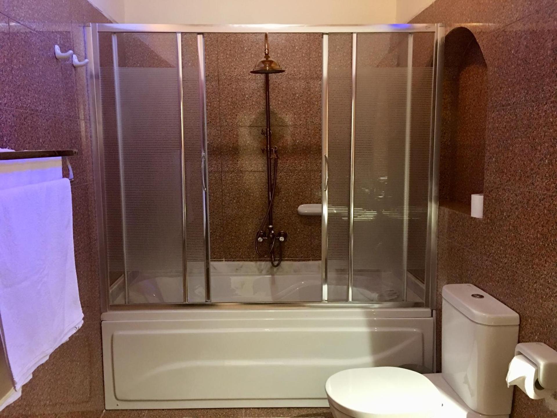 Djorff Palace - Photo 19