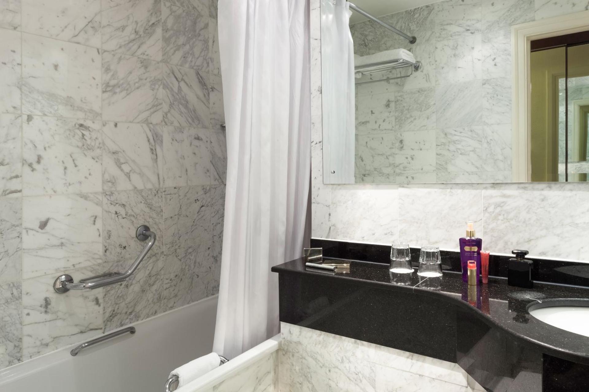 ibis London Earls Court - Photo 165