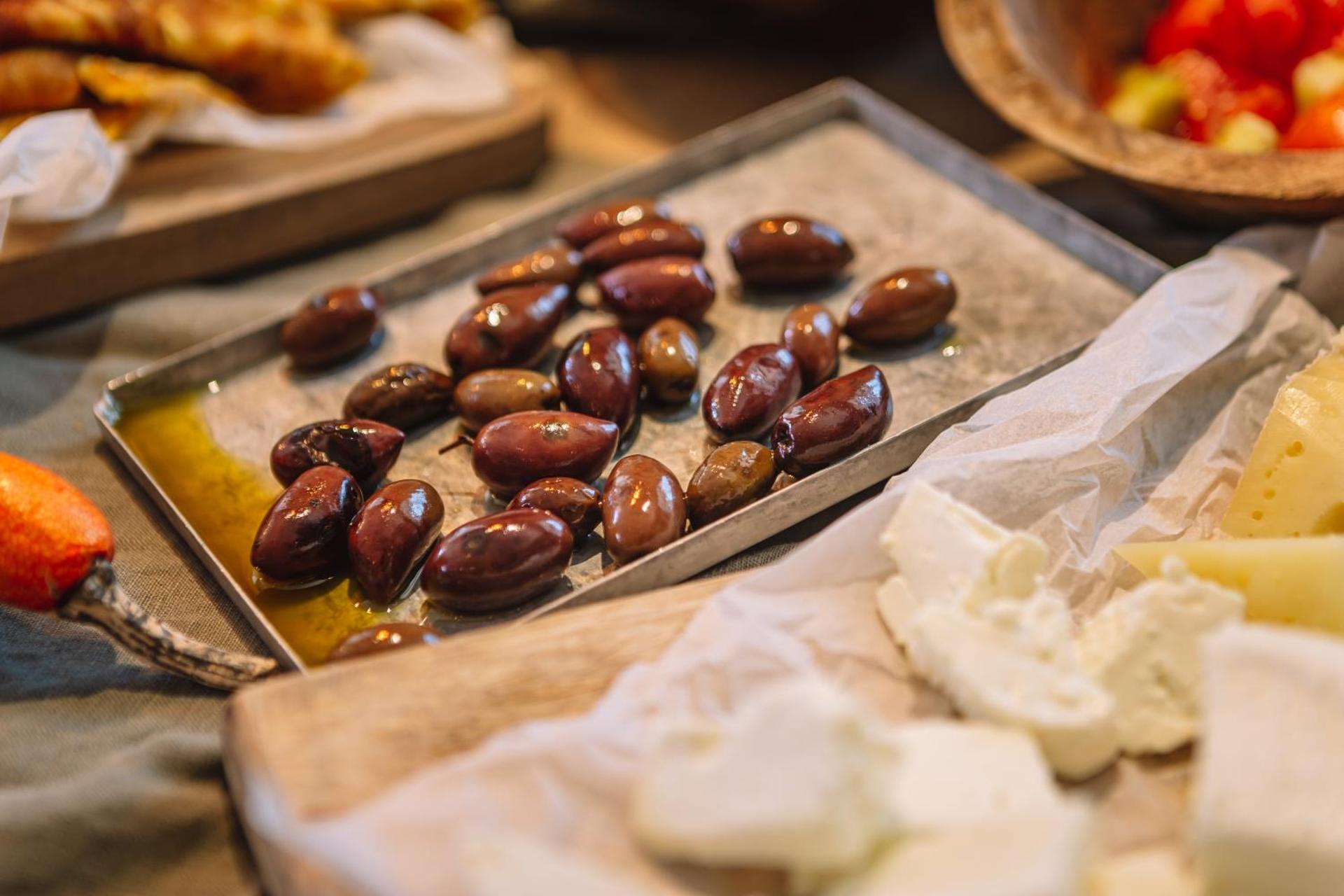 Amymone and Adiandi - Photo 185