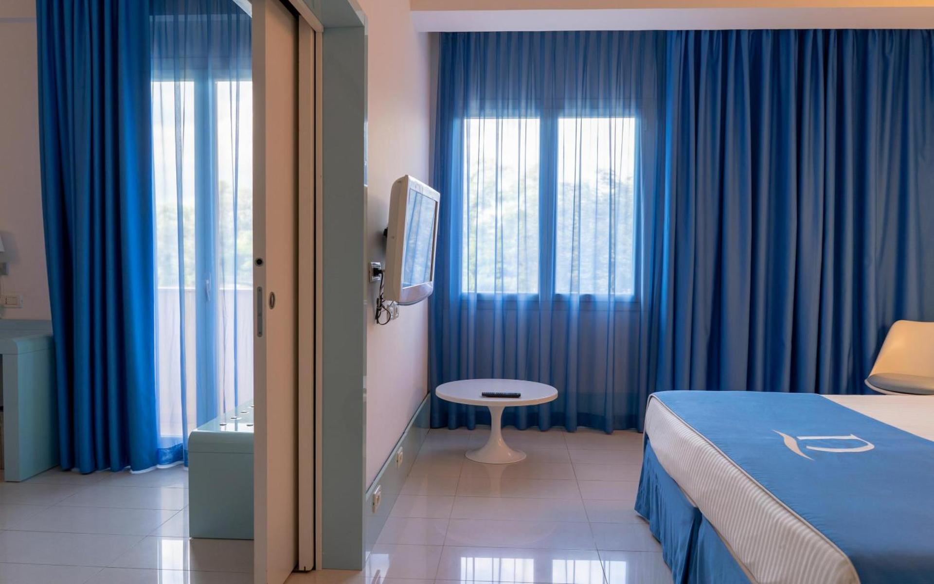 Domina Zagarella Sicily - Photo 38