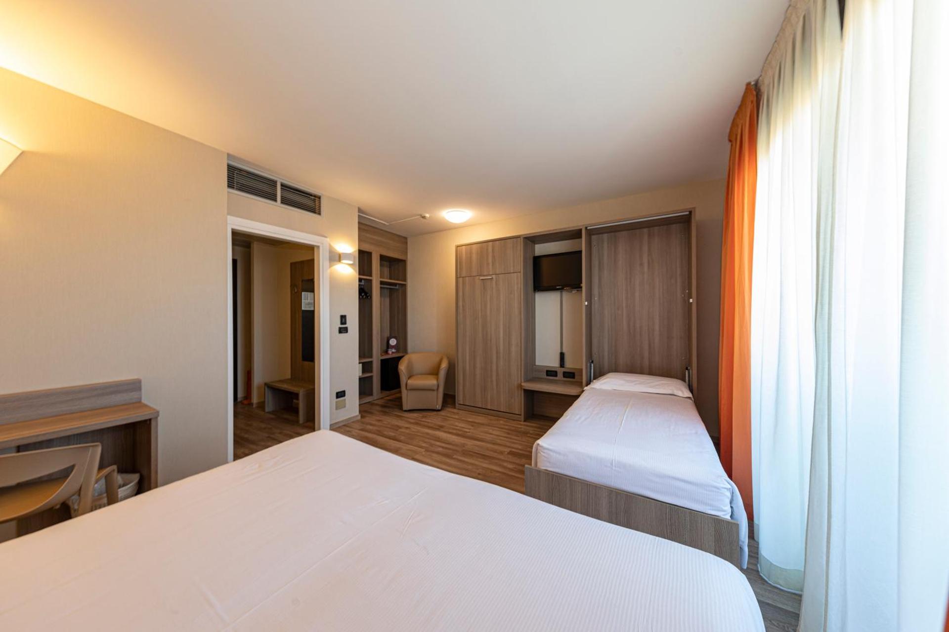 Hotel Donatello Imola - Photo 25