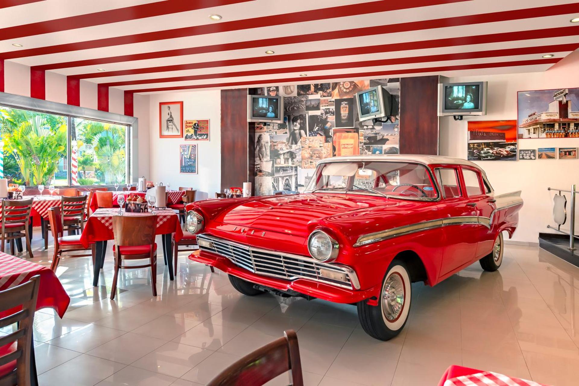 Ocean Blue & Sand Beach Resort - All Inclusive - Photo 36