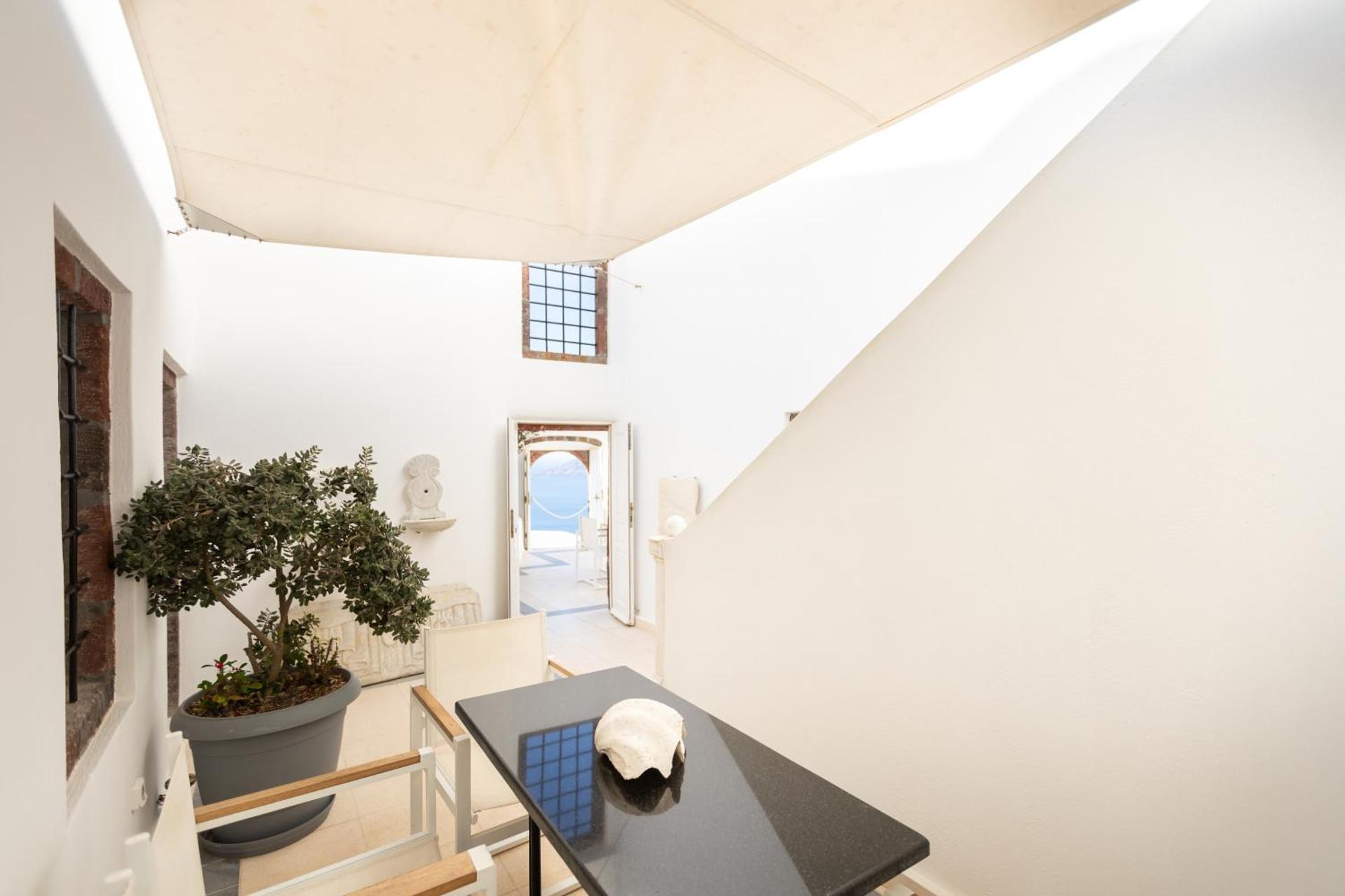 The Tsitouras Collection - Photo 37