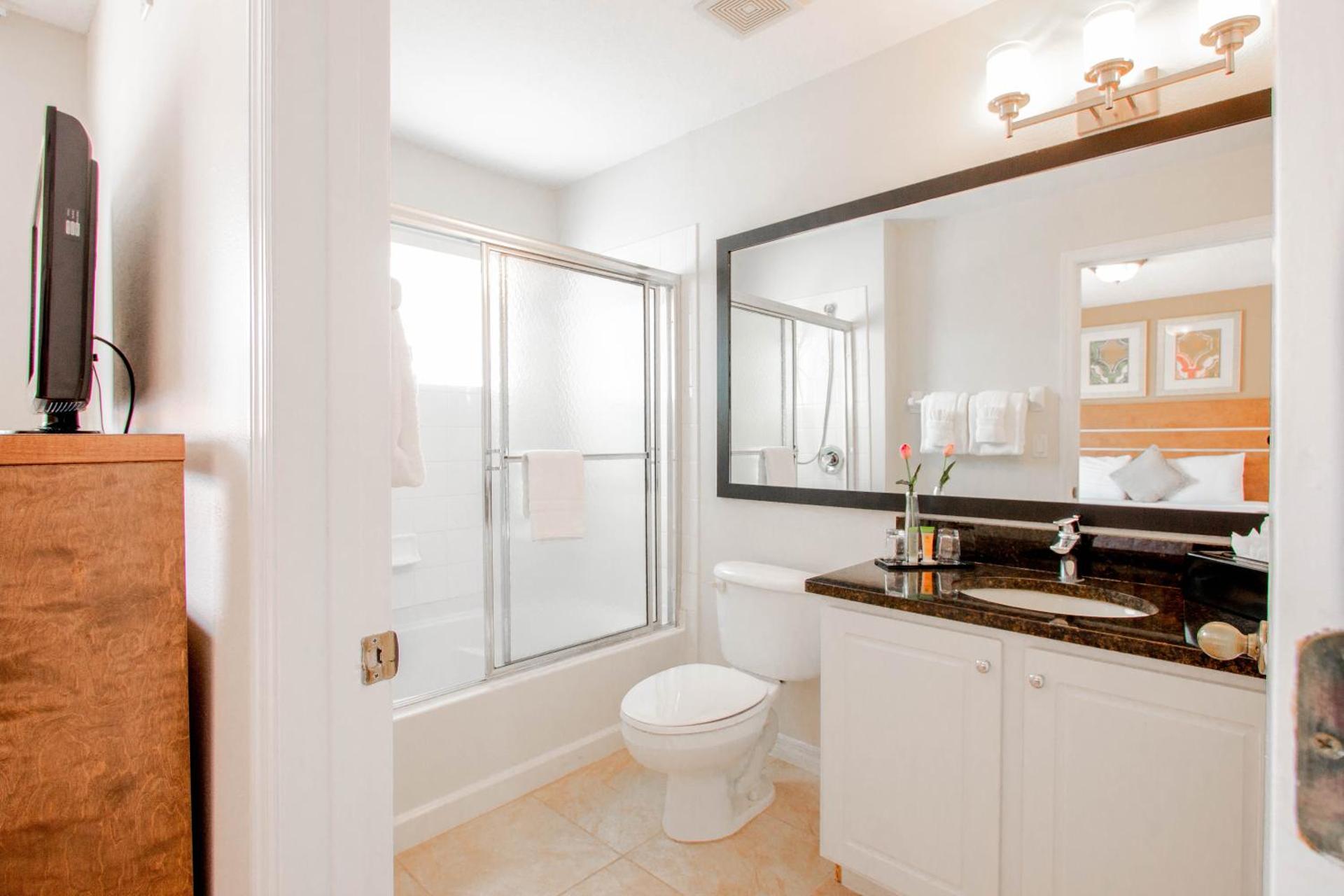 Berkley Lake Townhomes - Photo 33