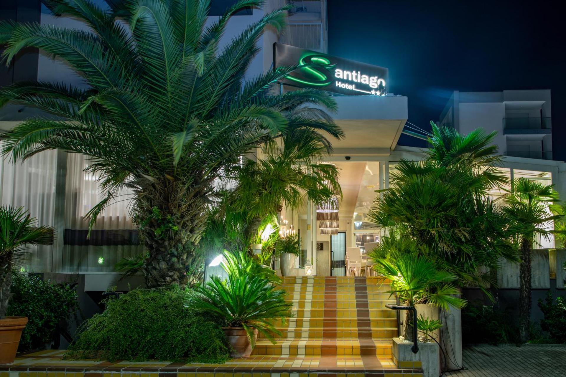 Hotel Santiago - Photo 41