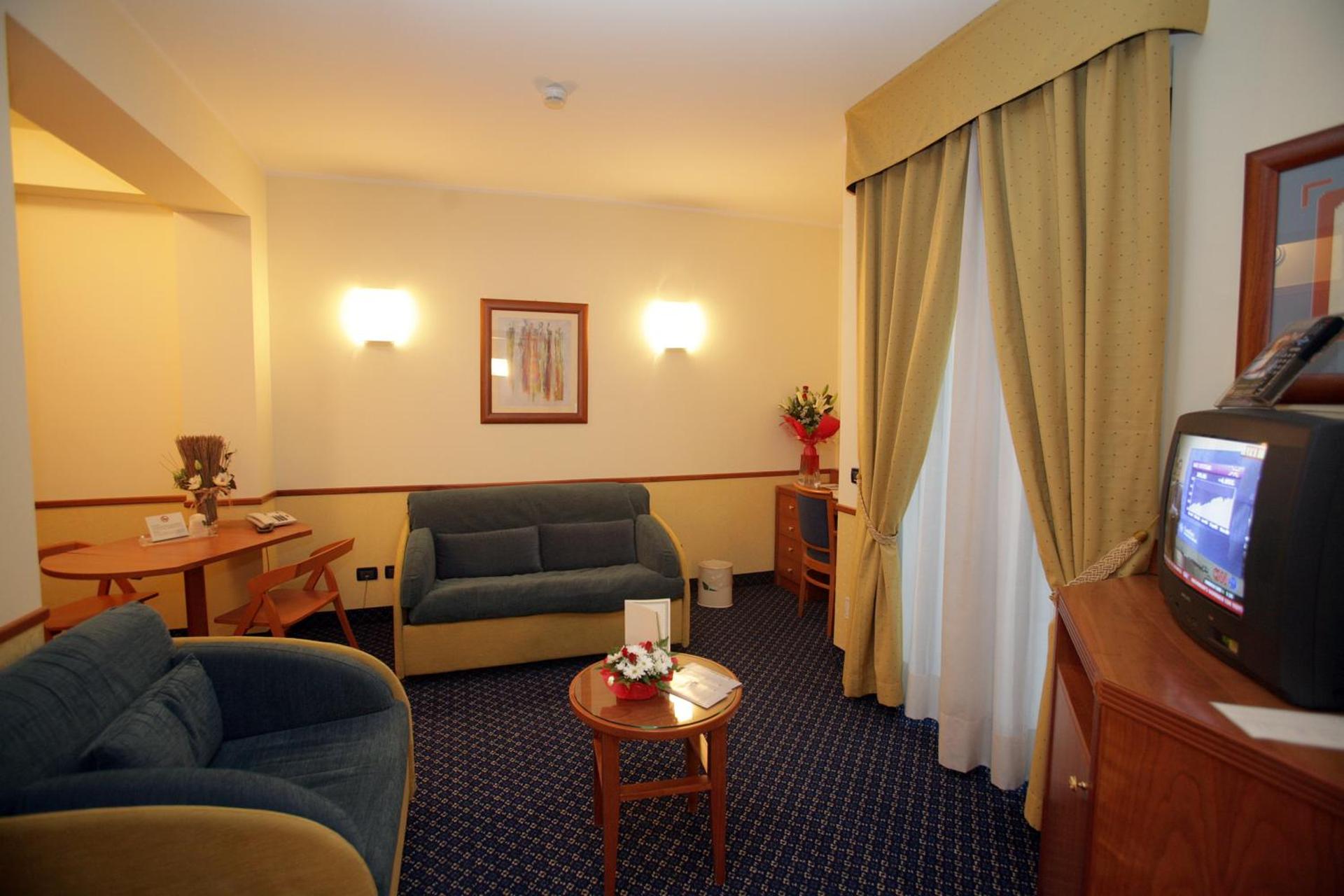 Pacific Hotel Fortino - Photo 42