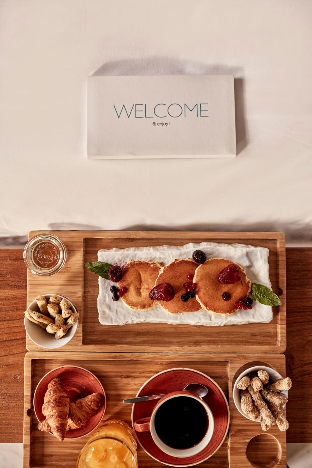 Kouros Hotel & Suites - Photo 33