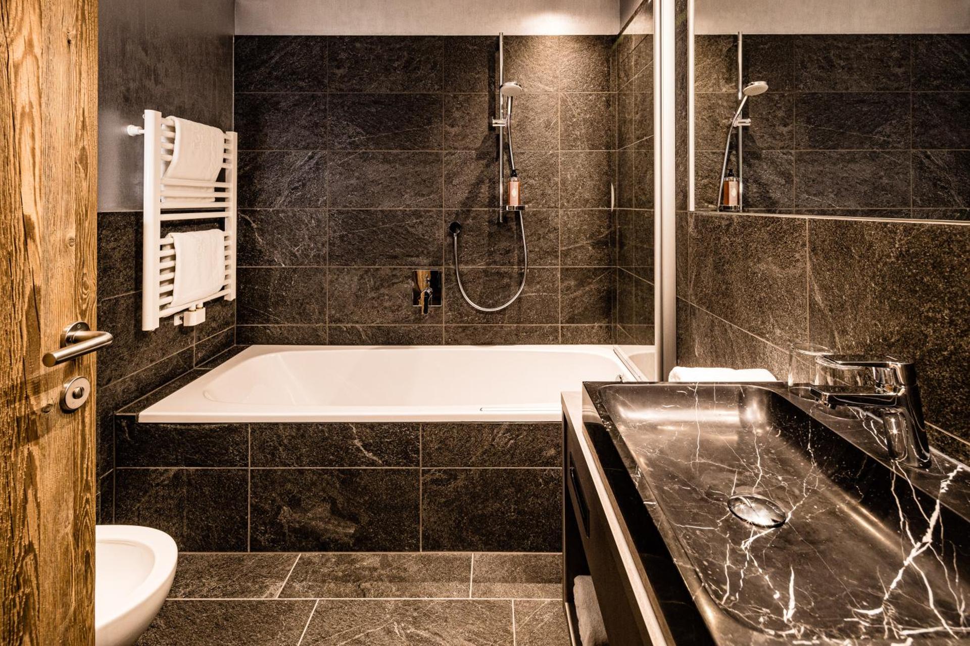 Hotel Touring Dolomites - Photo 79