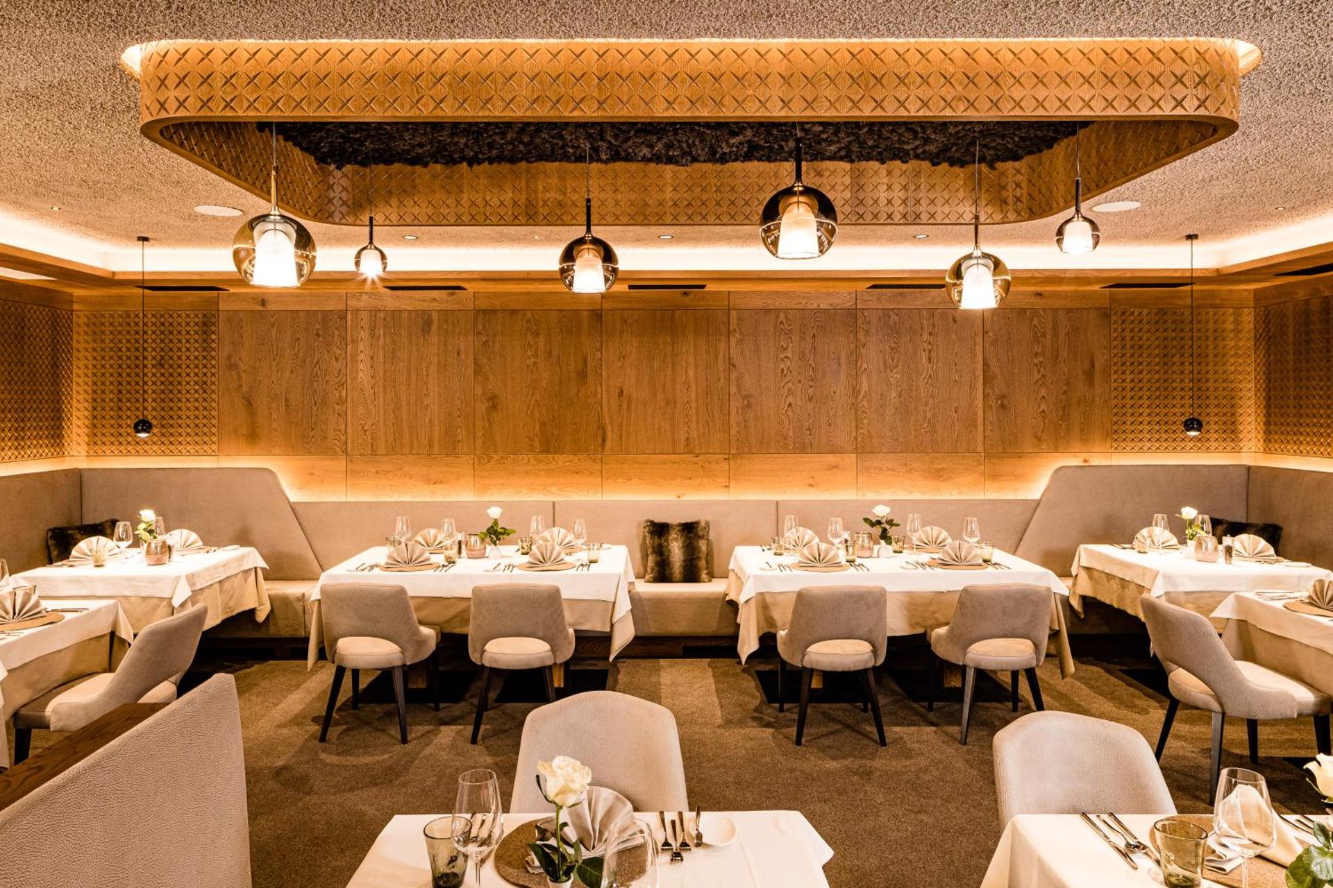 Hotel Touring Dolomites - Photo 7