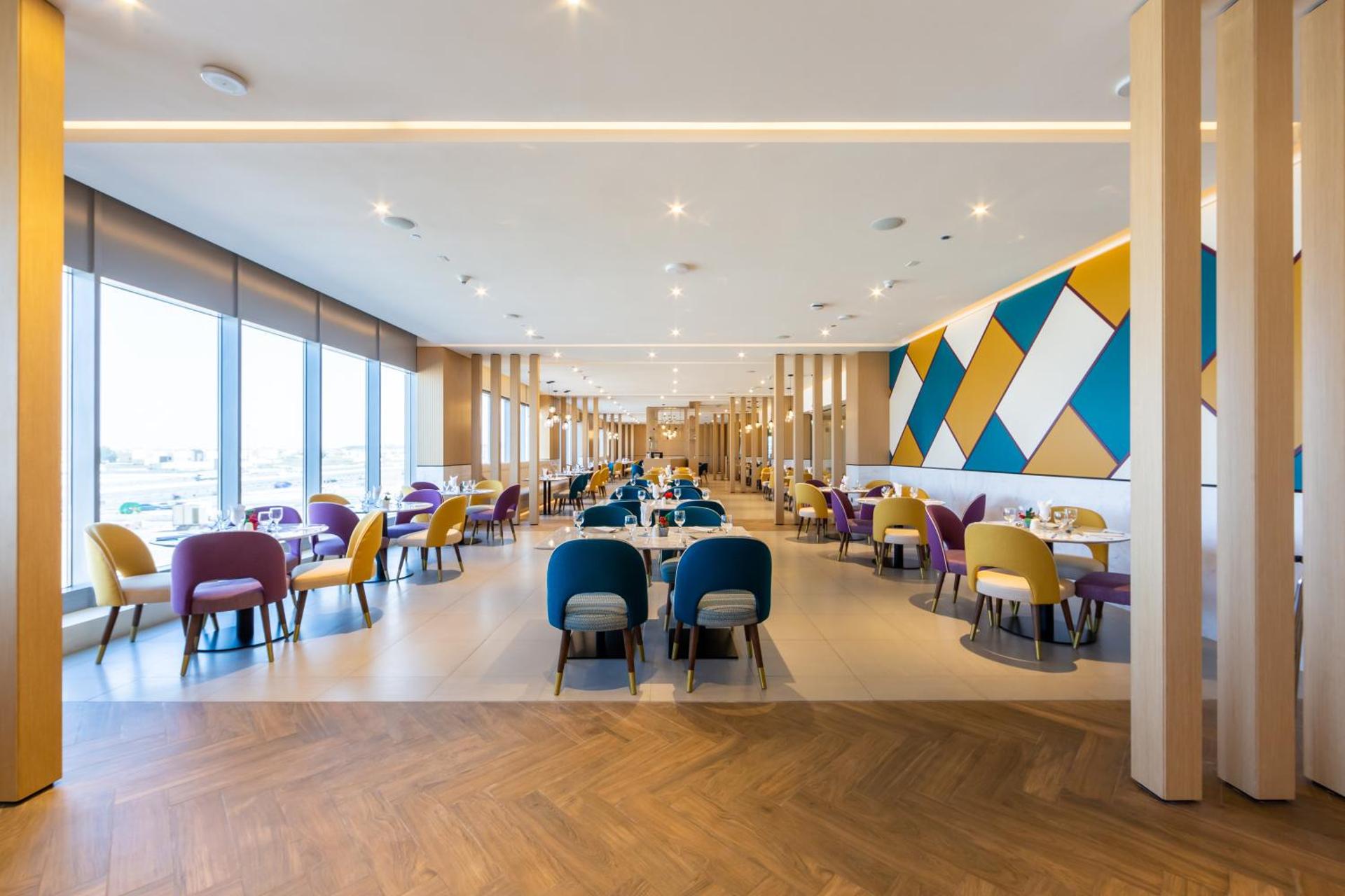 Premier Inn Dubai Dragon Mart - Photo 2