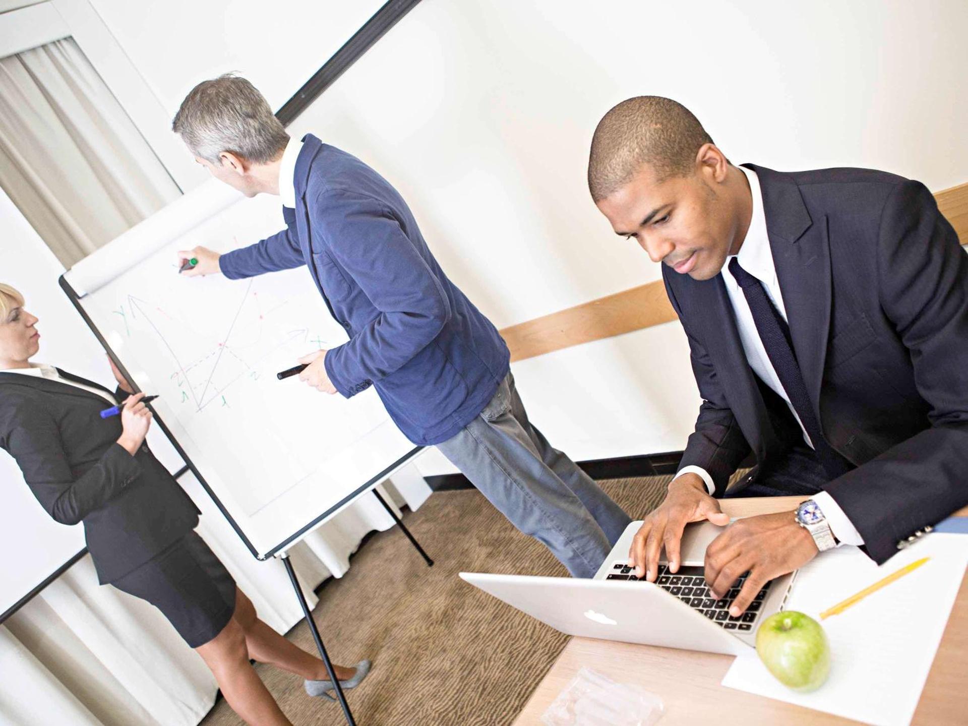 Novotel Milano Nord Ca' Granda - Photo 84