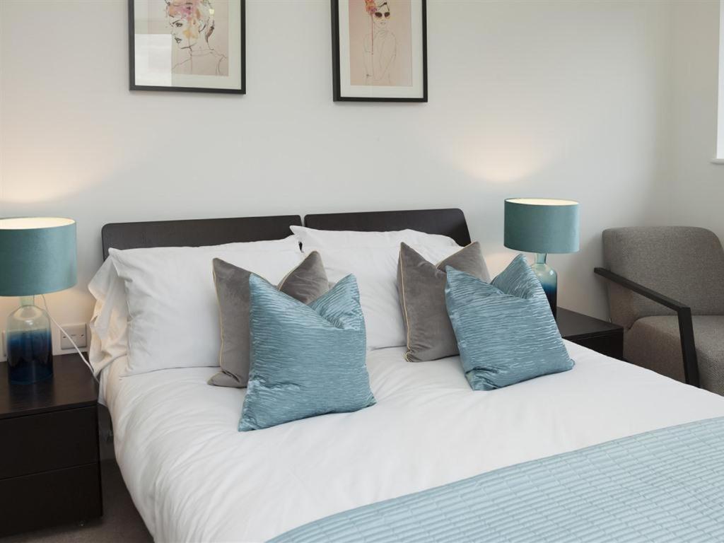 Exclusive Tower Bridge Apartment - Photo 28