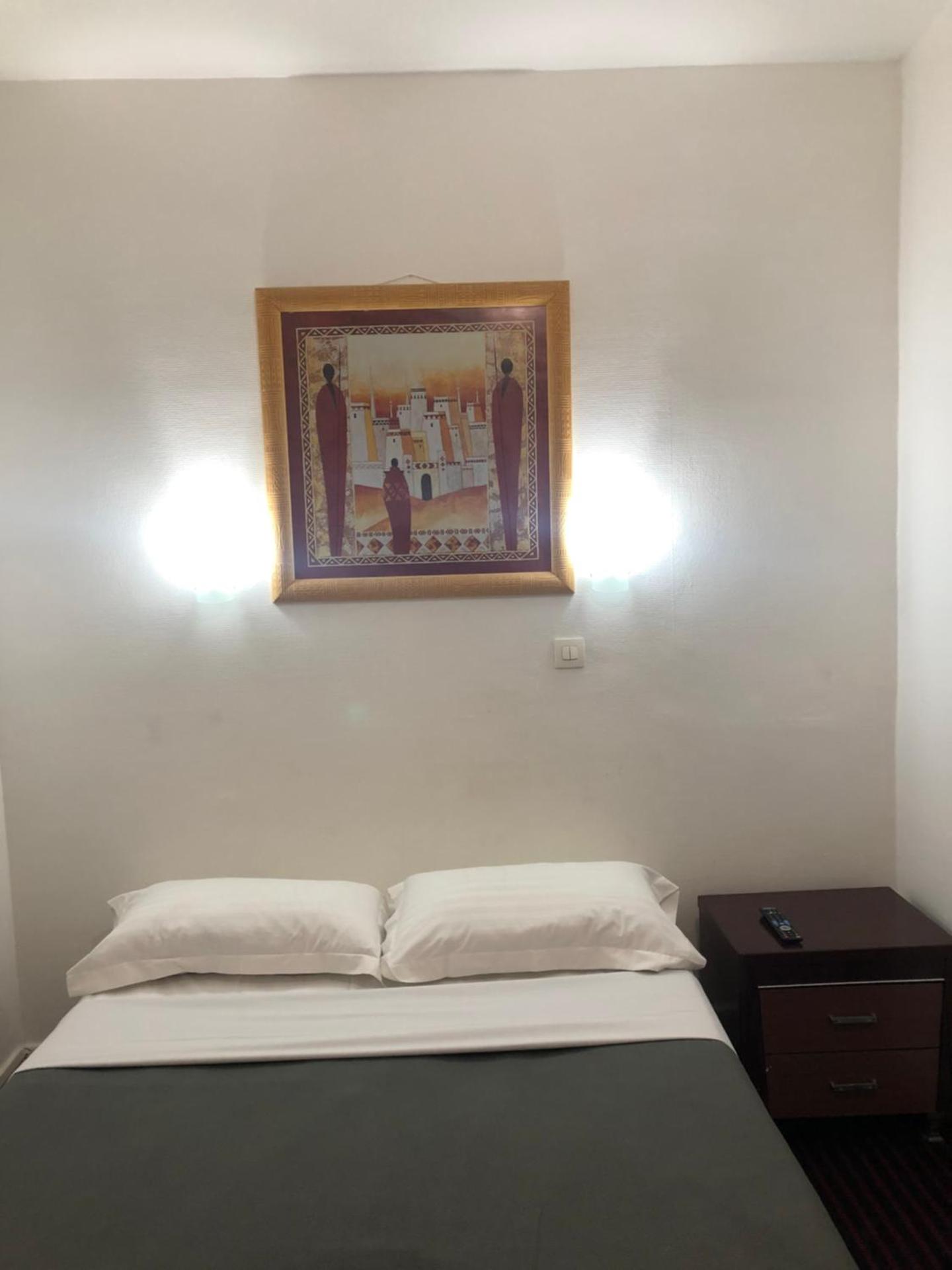 Hotel Chevallier - Photo 2