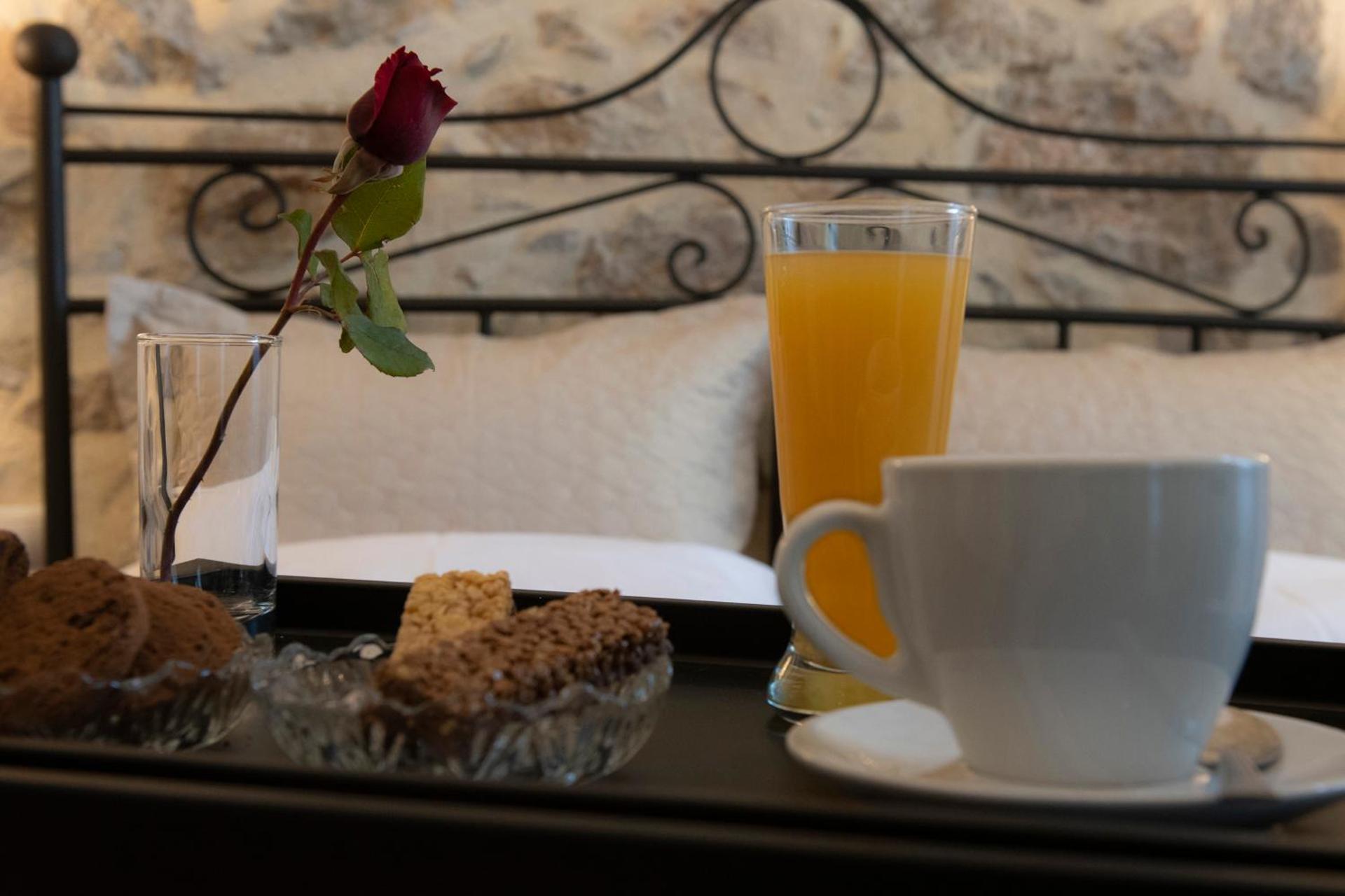 Beautiful City Suites - Photo 21