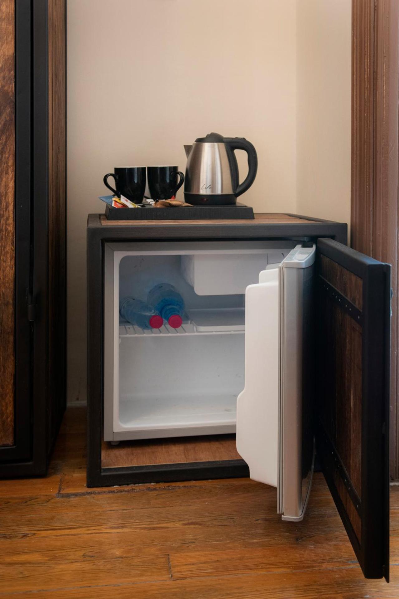 Beautiful City Suites - Photo 35