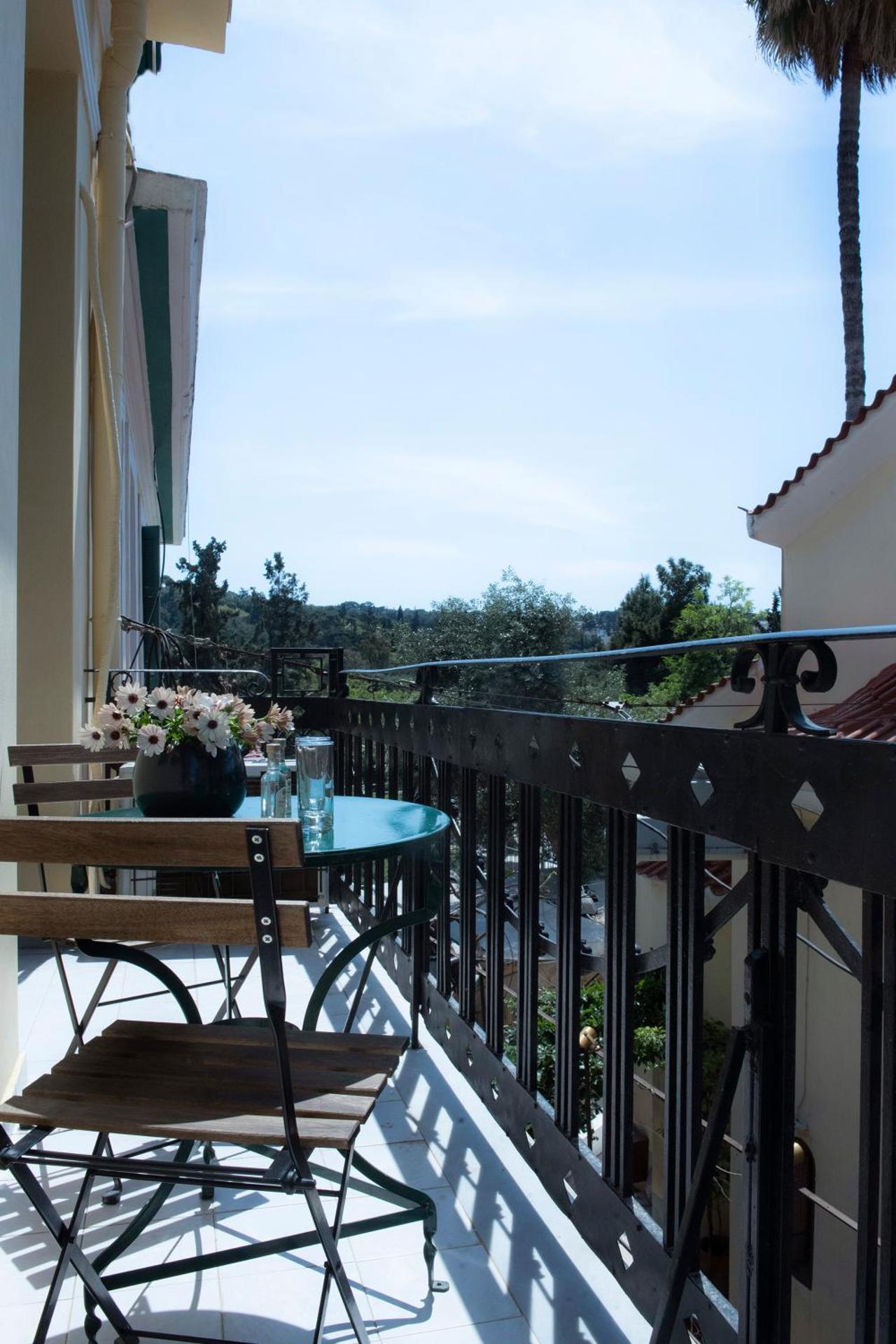 Beautiful City Suites - Photo 3