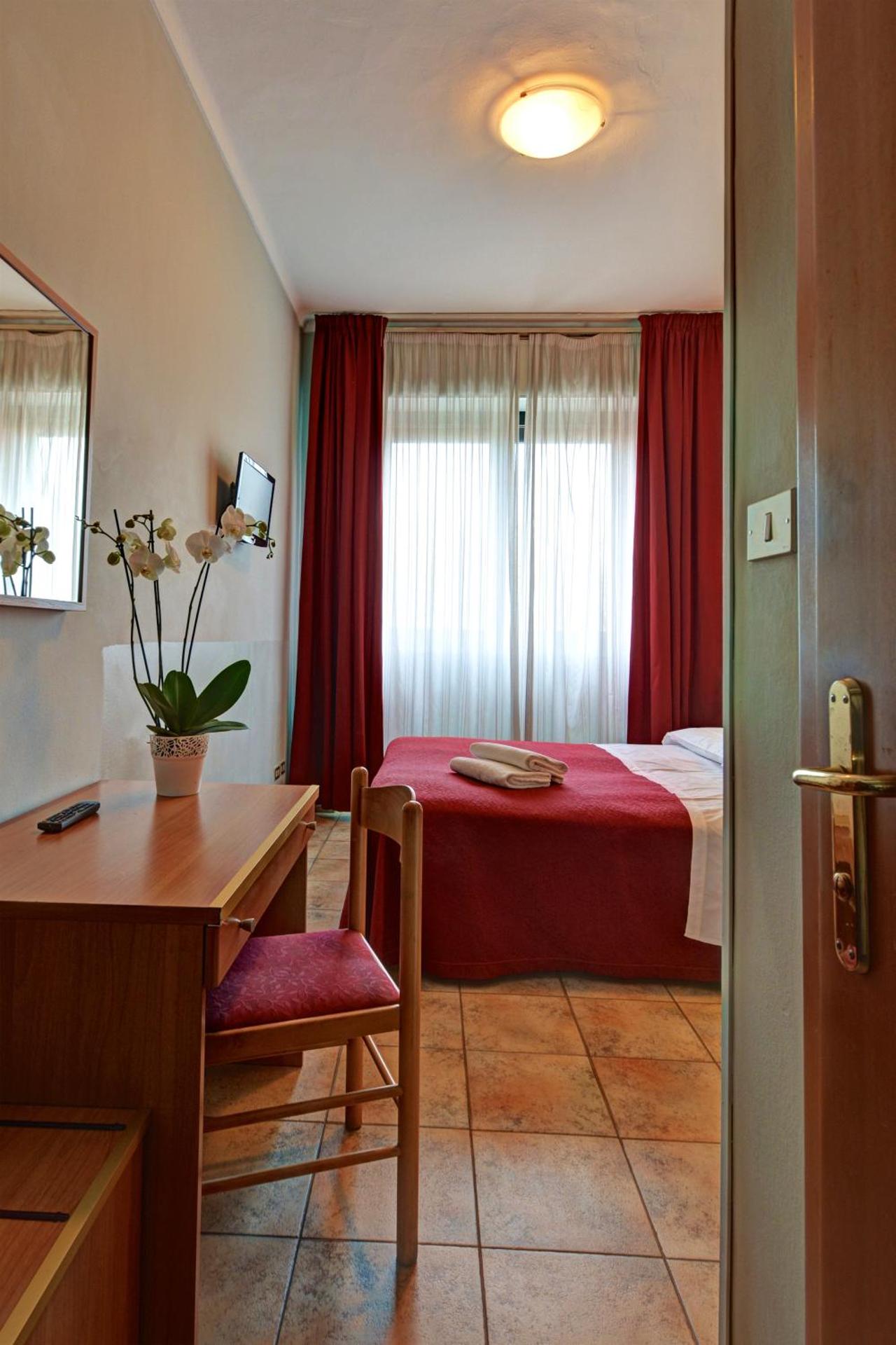 Astor Hotel - Photo 53