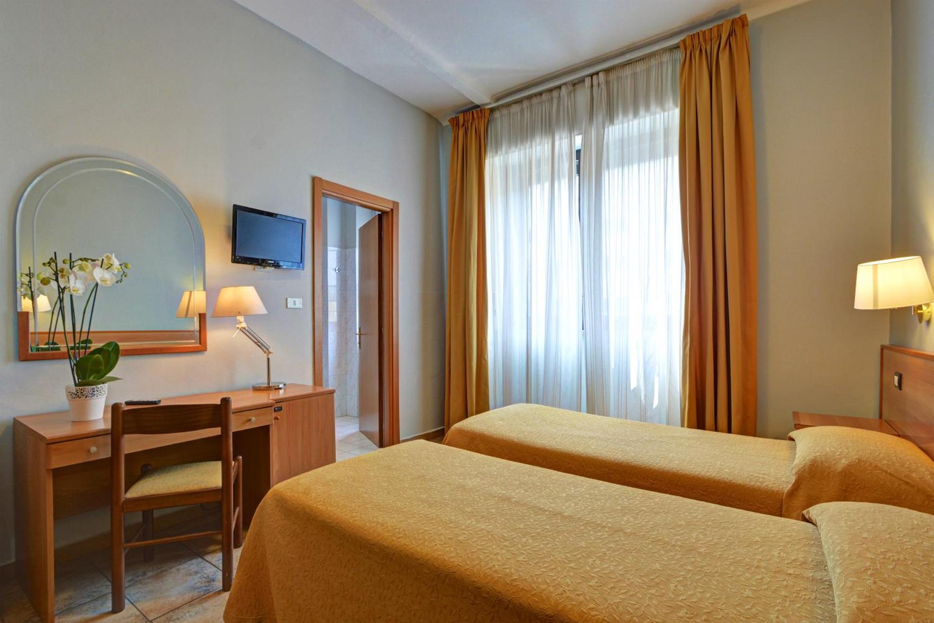 Astor Hotel - Photo 62