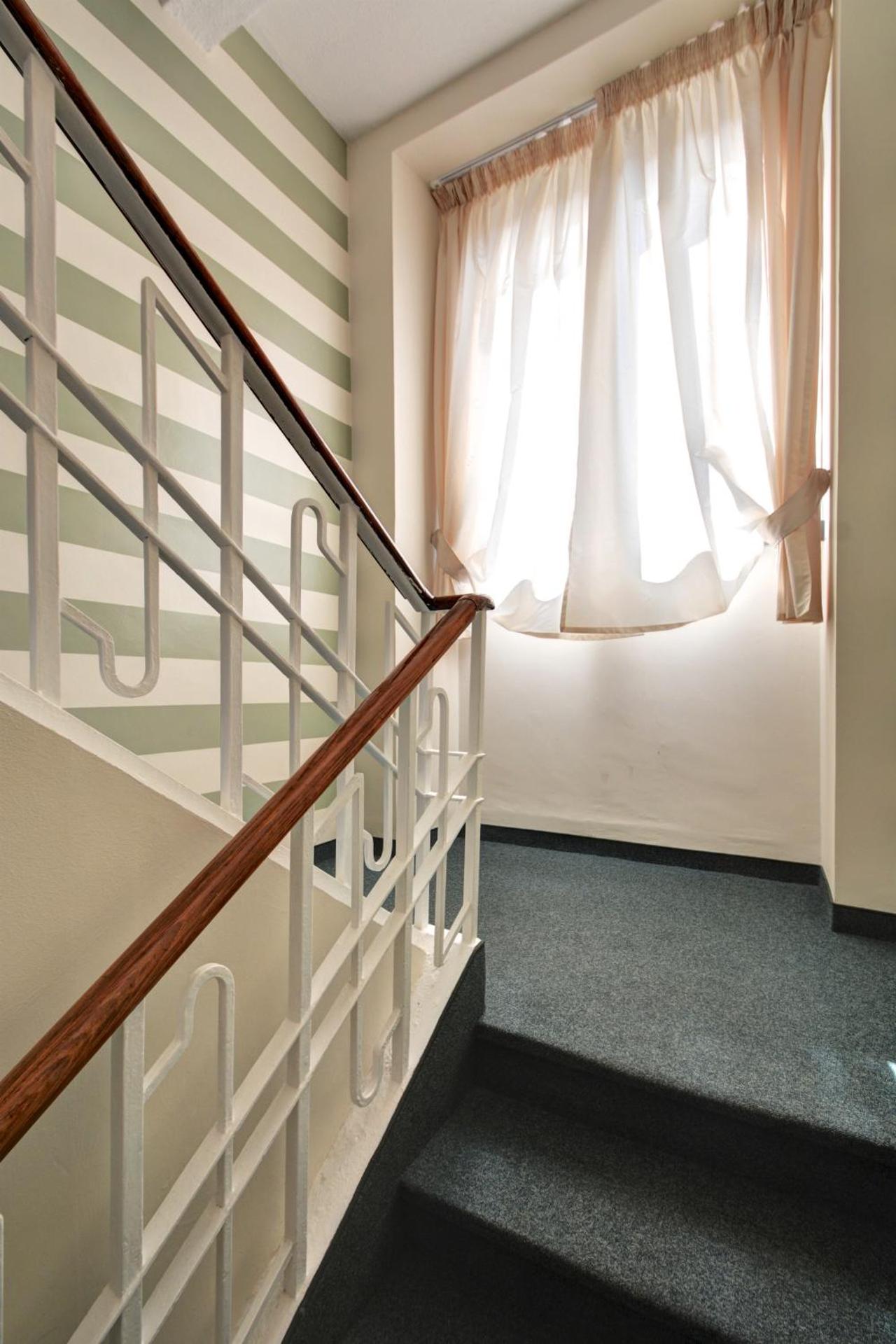 Astor Hotel - Photo 20