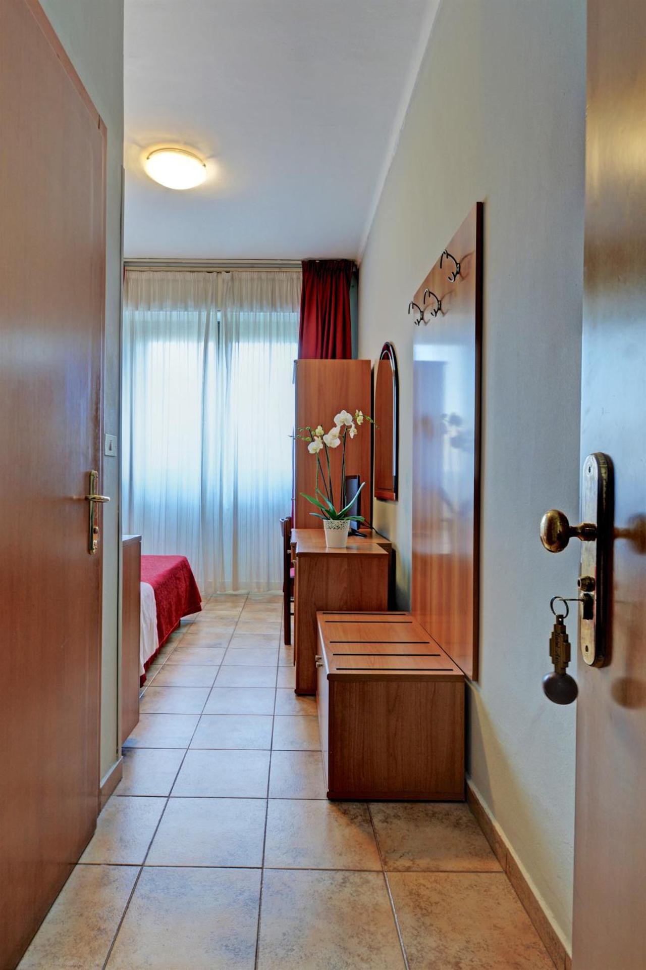 Astor Hotel - Photo 39