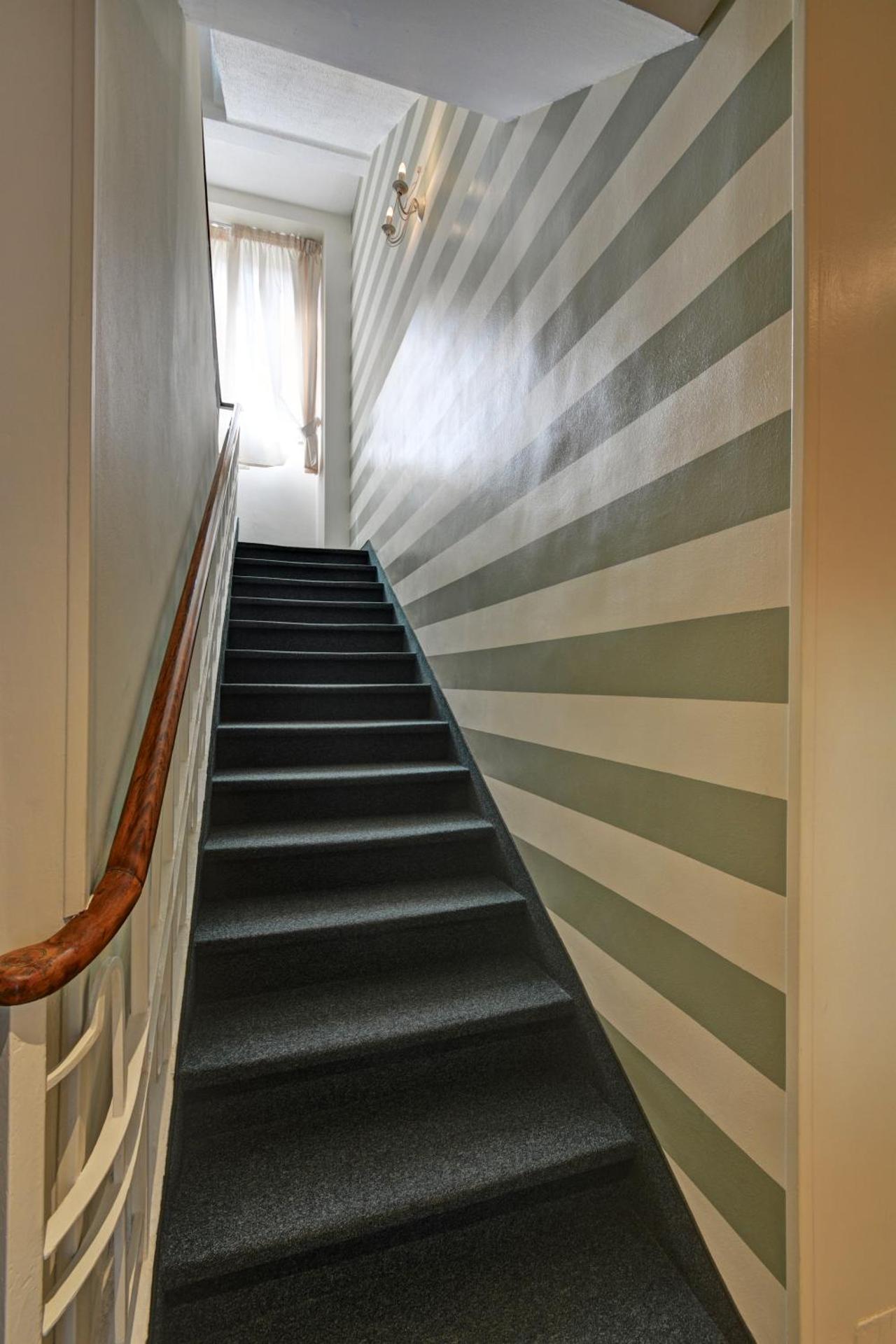 Astor Hotel - Photo 19