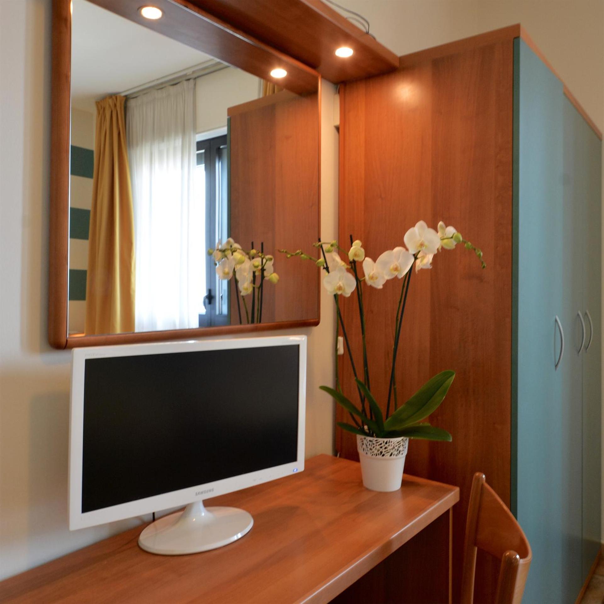 Astor Hotel - Photo 26