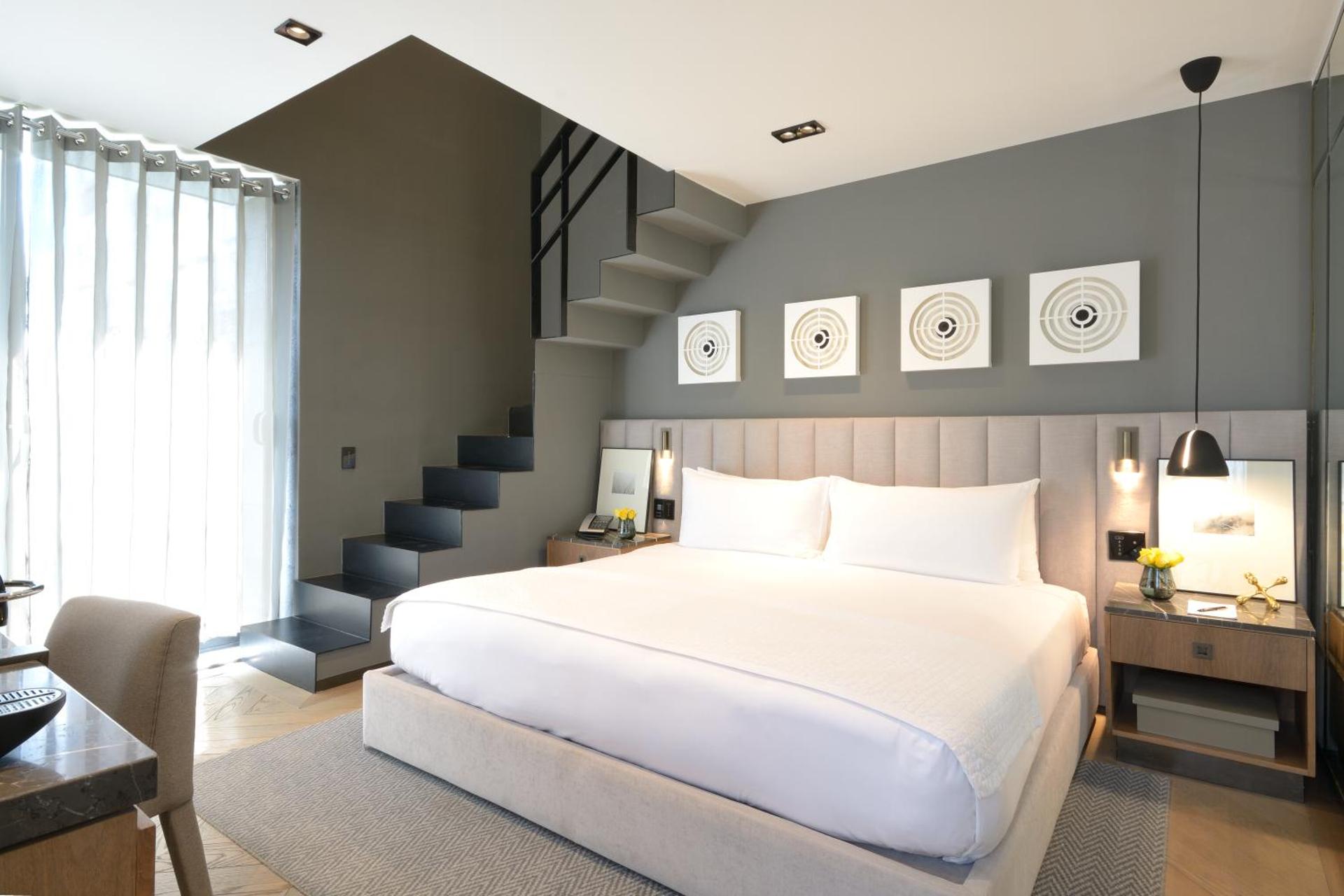 Suite with City View