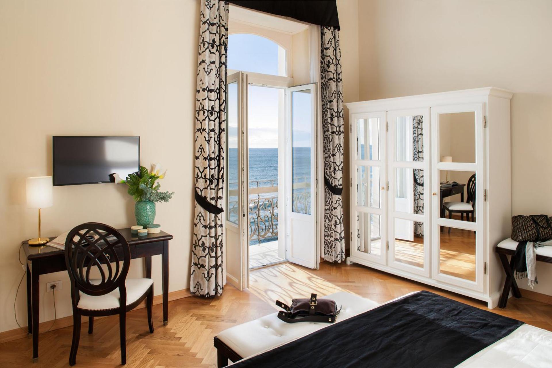 Hotel Lido - Photo 76