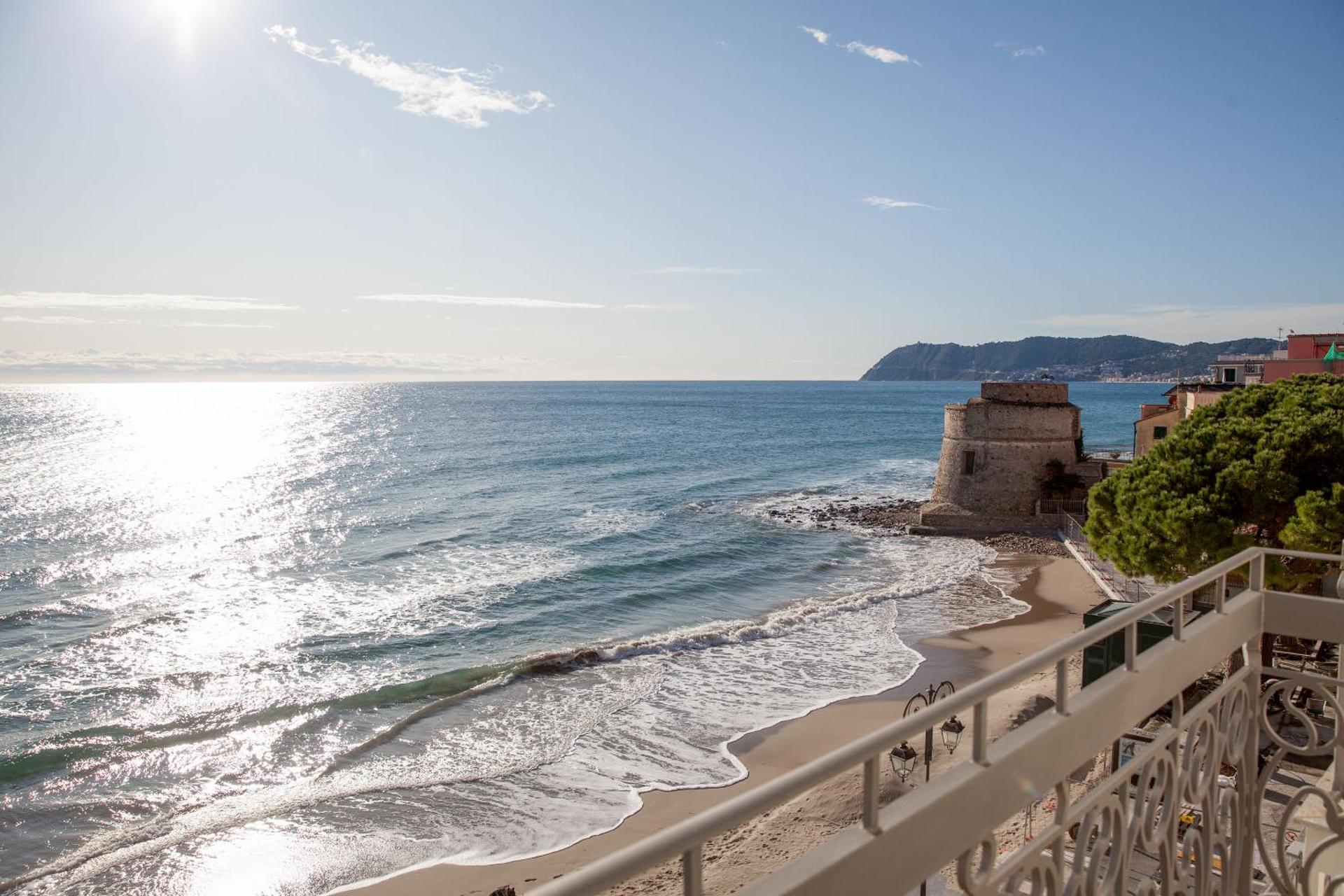 Hotel Lido - Photo 78