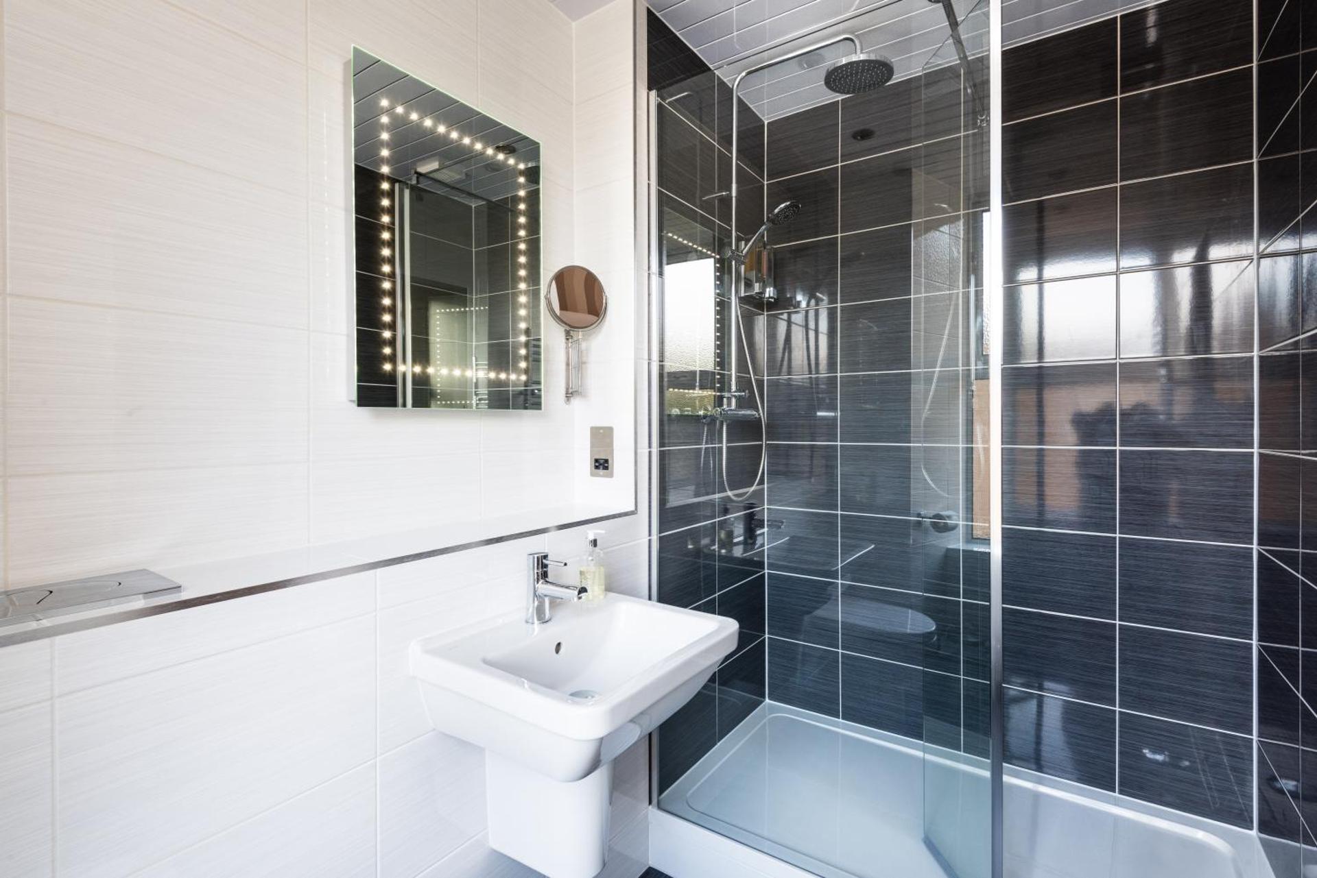 The Claymore Guest House - Photo 14