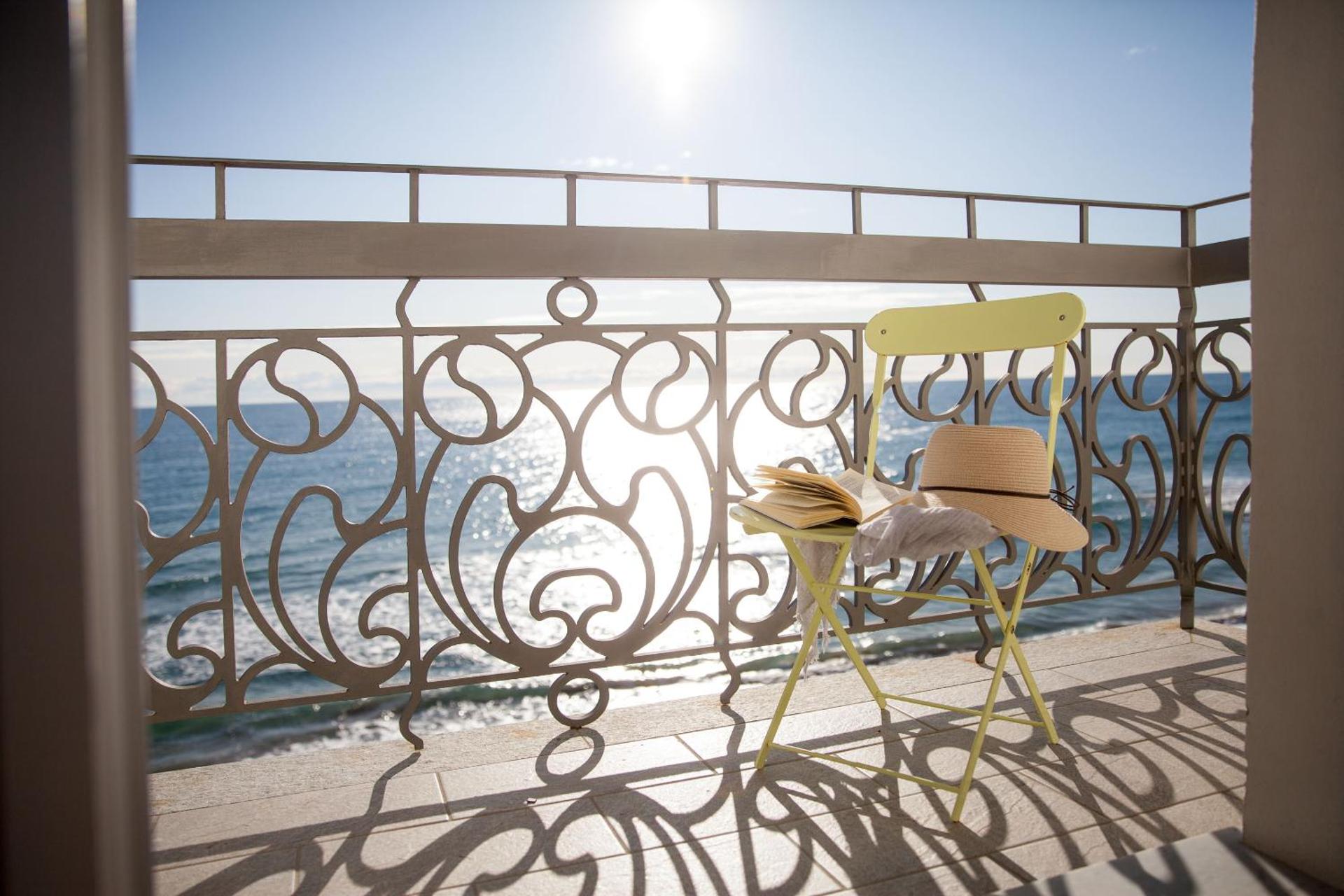 Hotel Lido - Photo 75