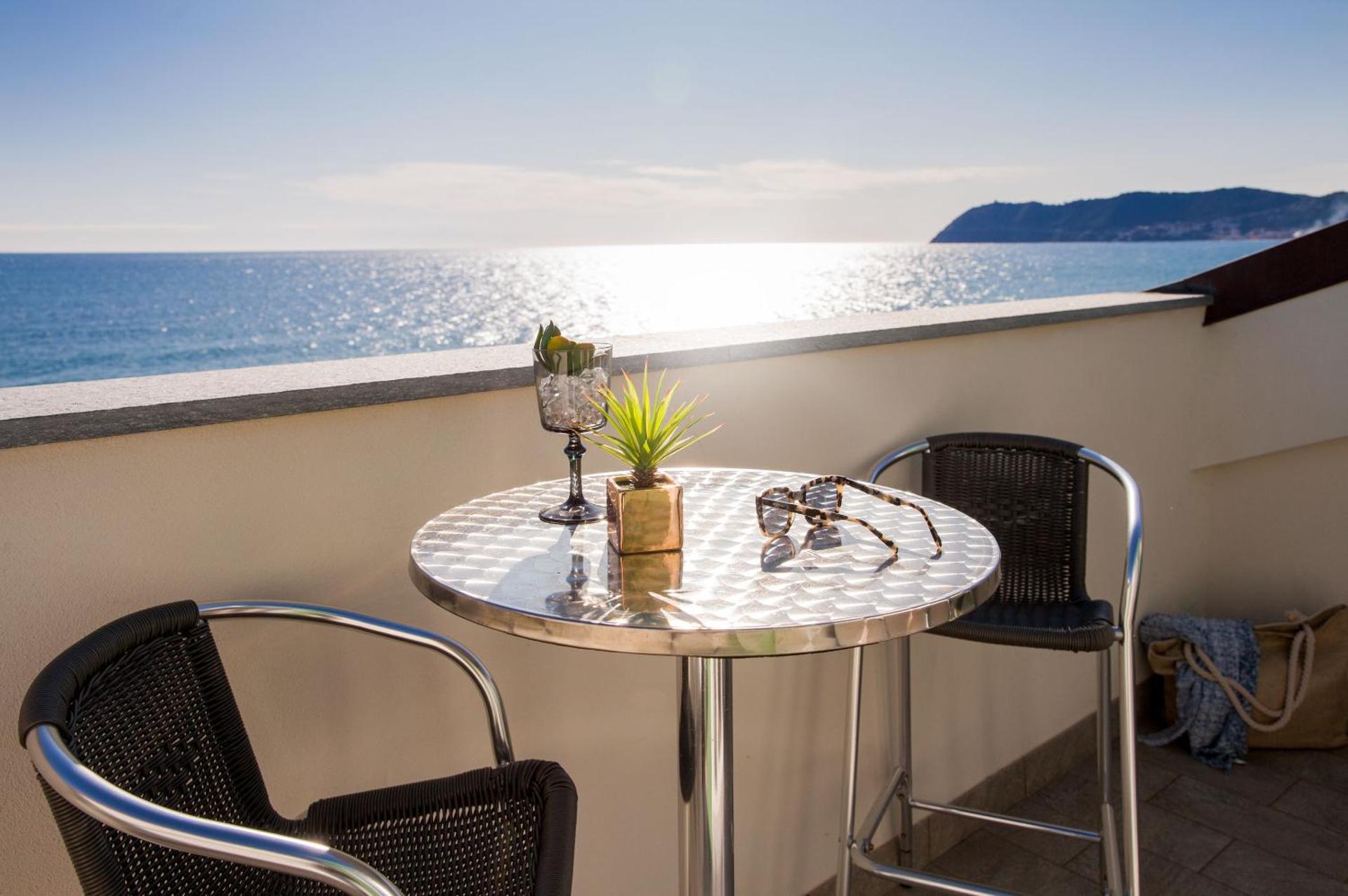 Hotel Lido - Photo 82