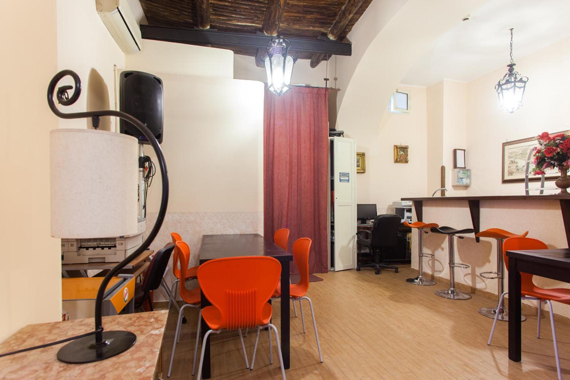 Hotel Toledo - Photo 52