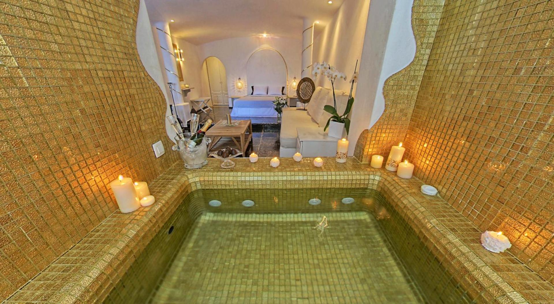 Astarte Suites - Photo 29