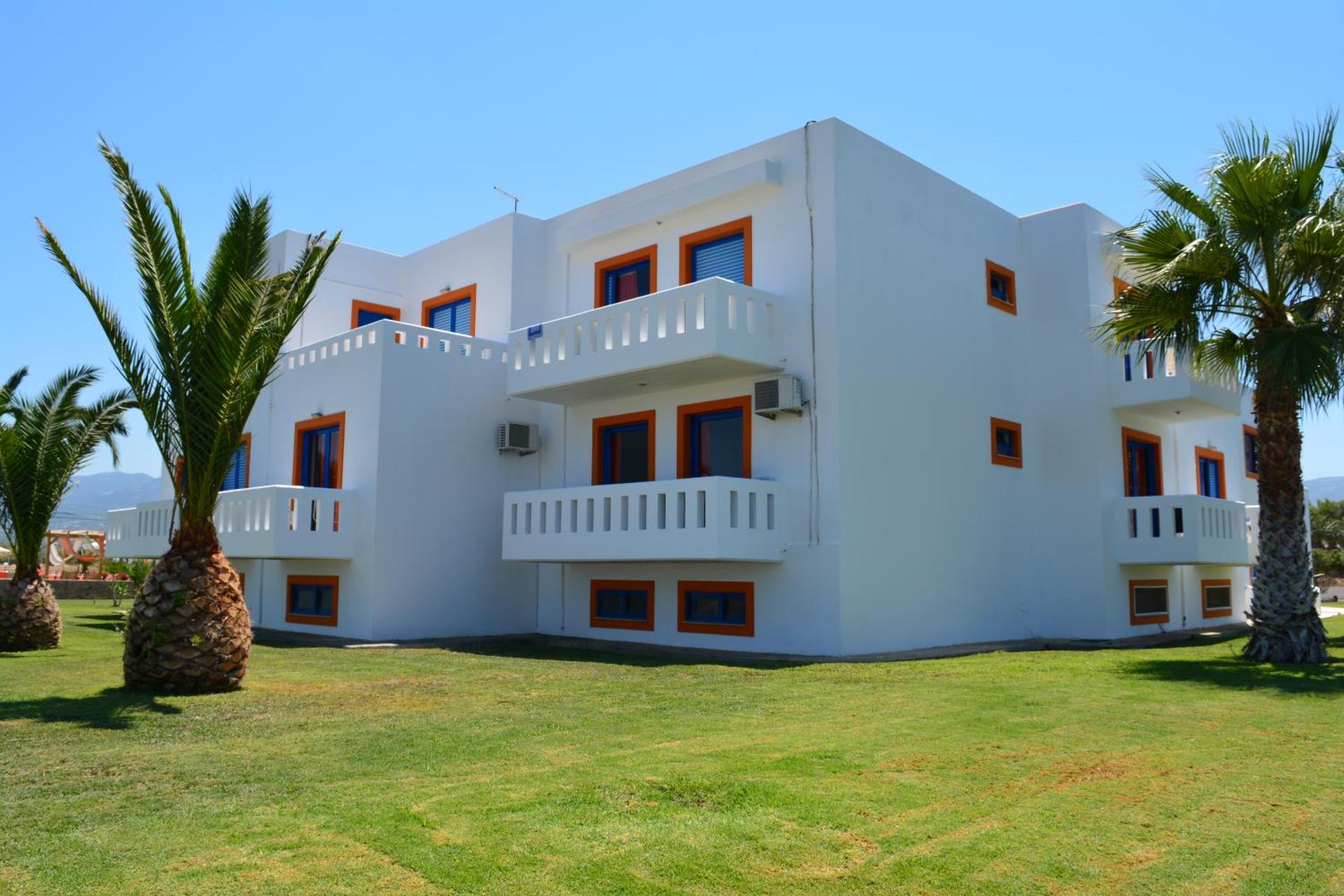 Bouradanis Art Hotel - Photo 22