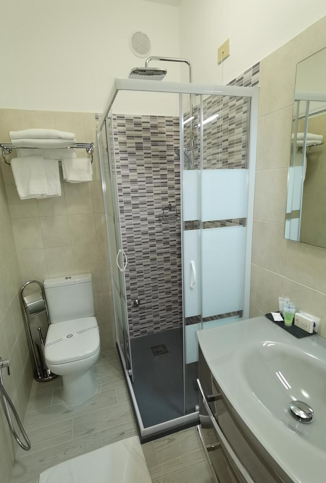 Hotel La Bussola - Photo 42