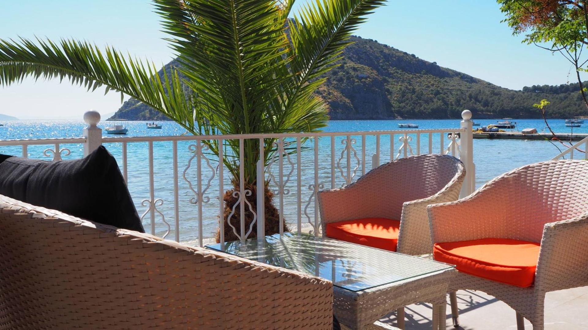 Hotel Aris - Photo 12
