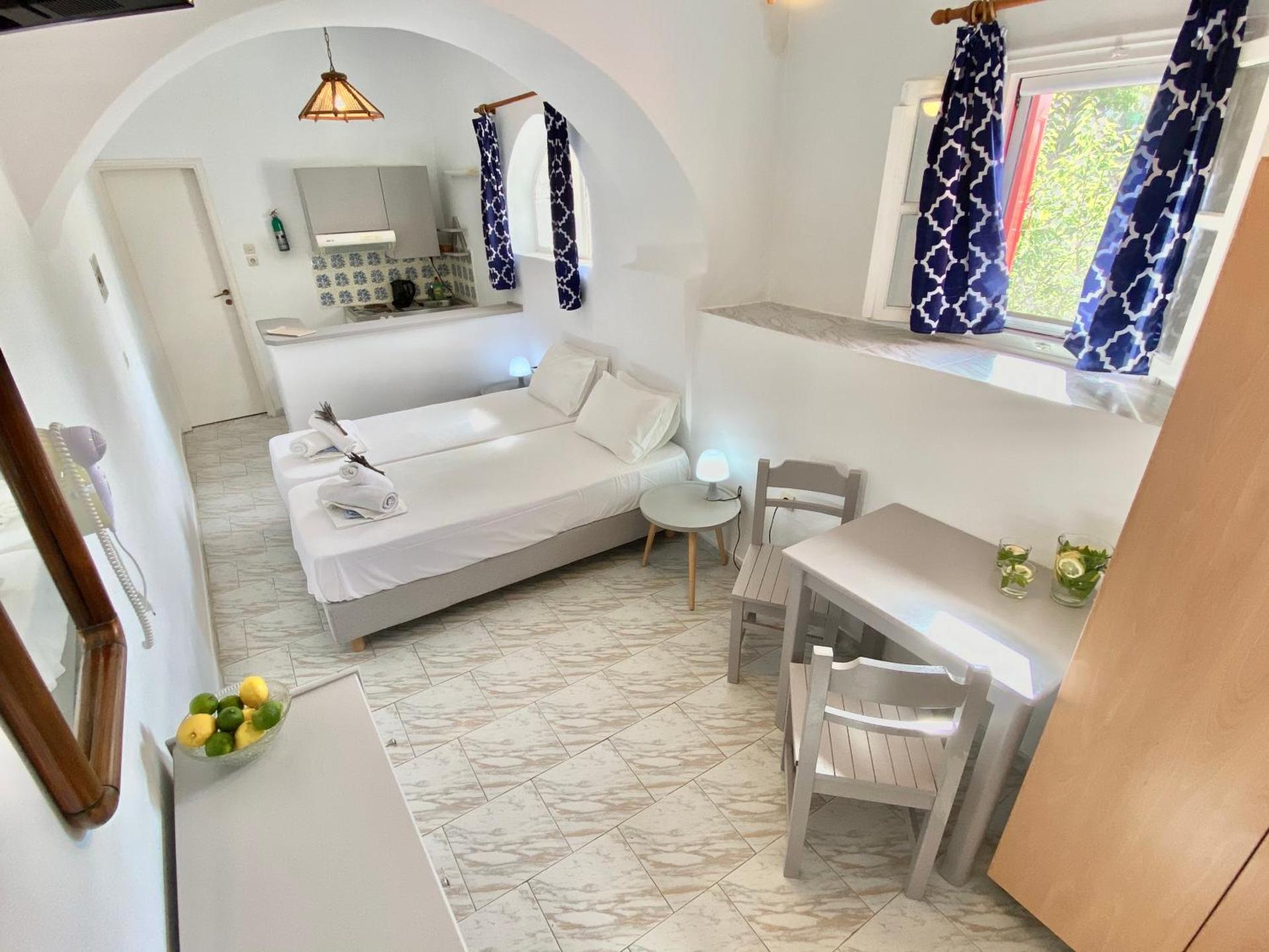 Studio with Garden View (2 Adults)