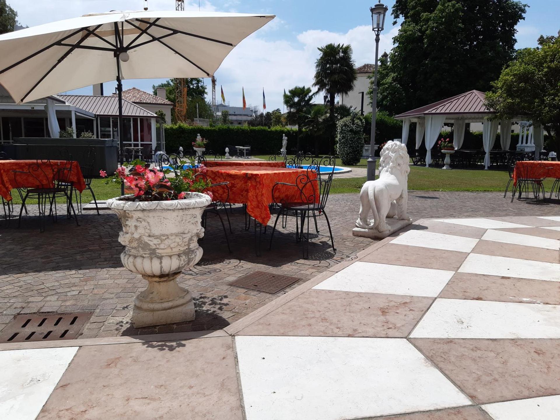 Hotel Villa Stucky - Photo 135