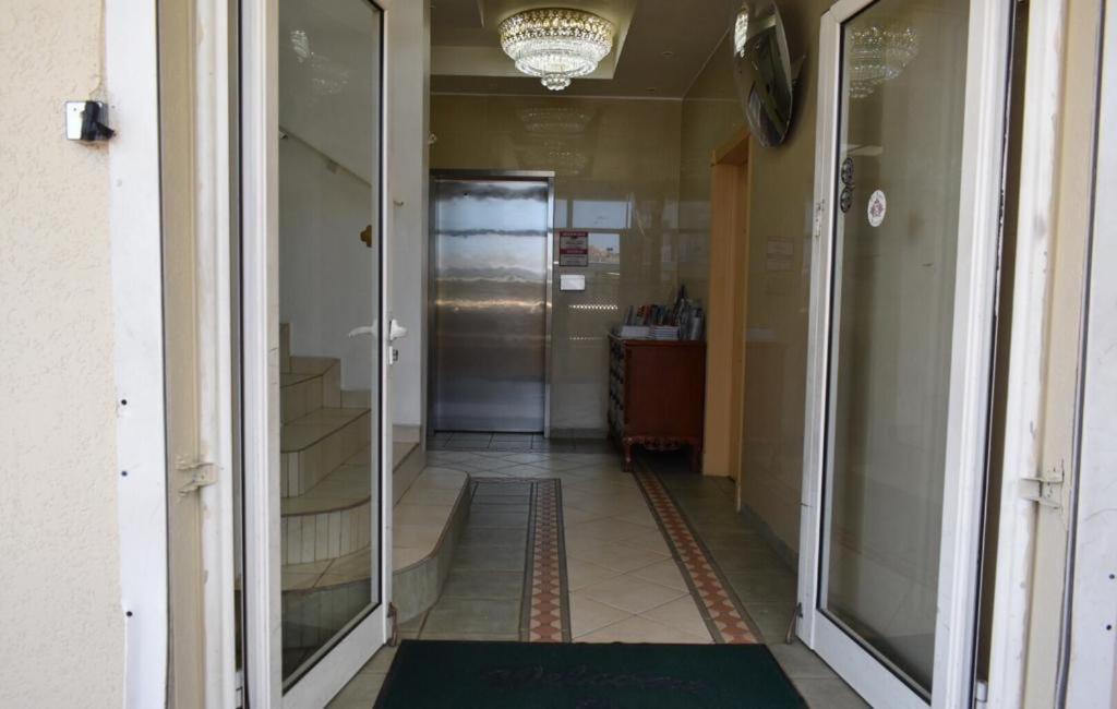 Travel Inn Hotel Simpson Bay - Photo 14