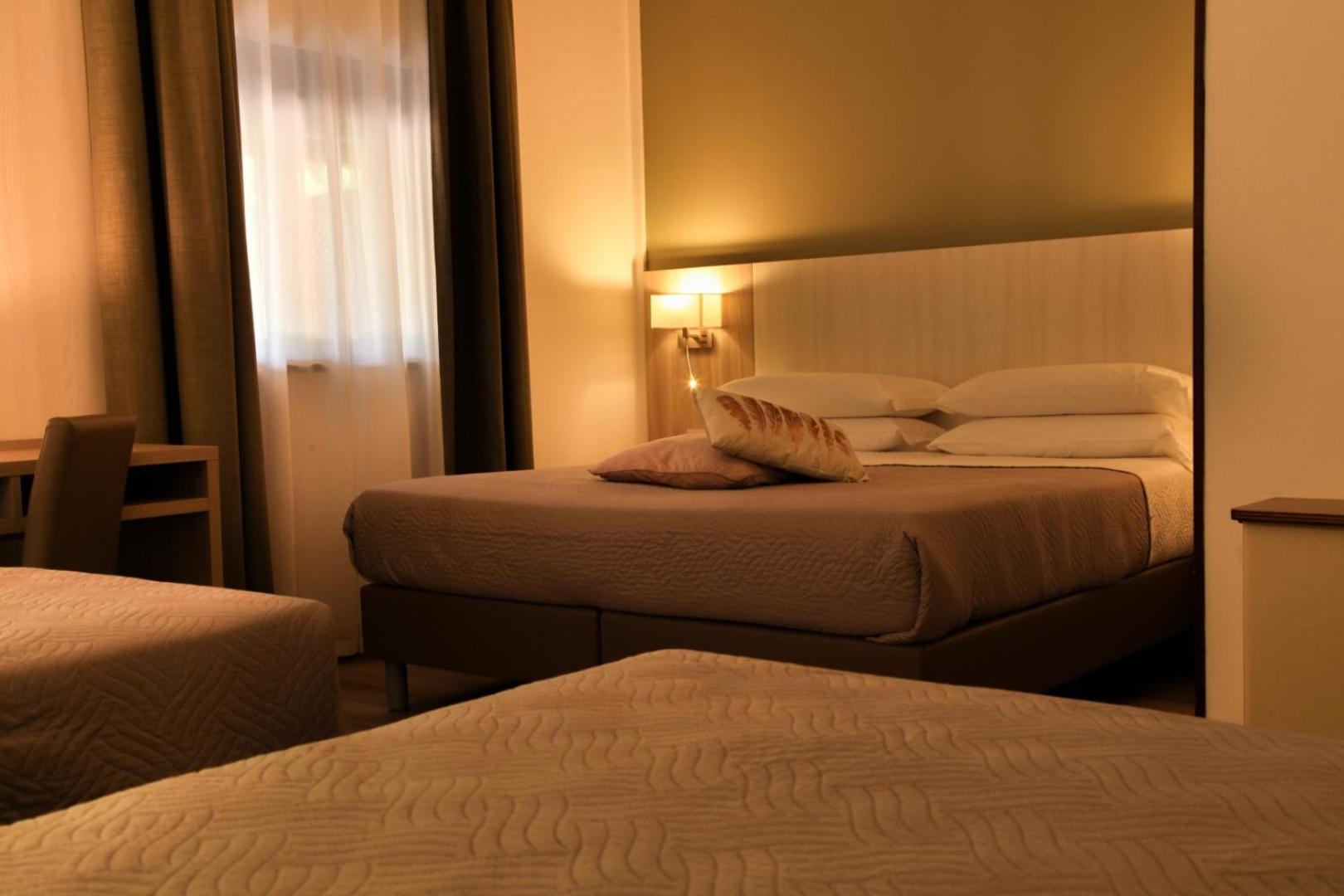 Pausania Inn - Photo 9