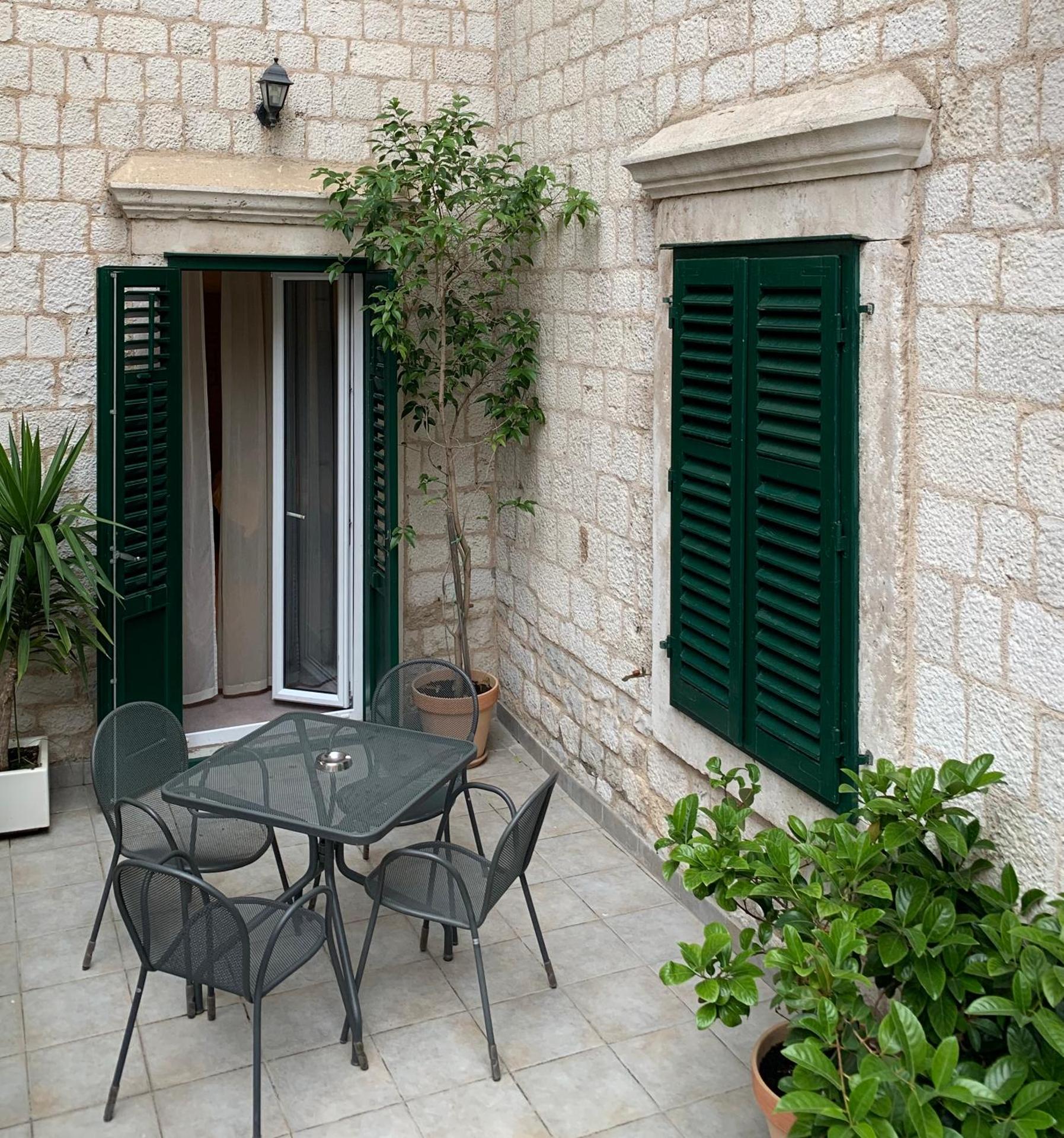 Slavija Culture Heritage Hotel - Photo 93