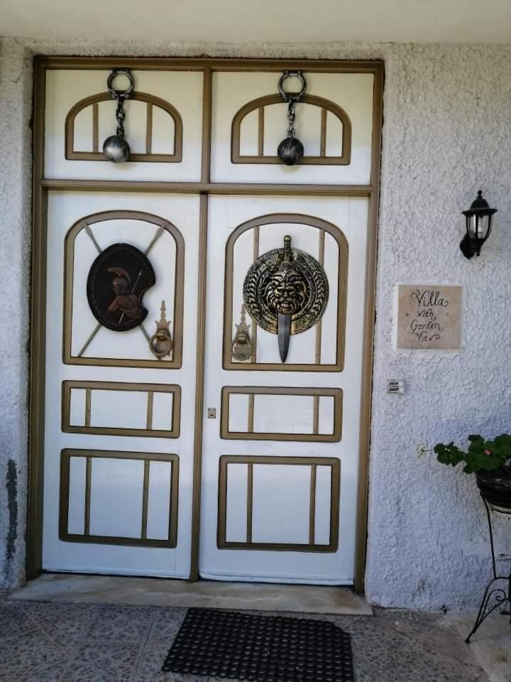 Castle By The Sea - Photo 38