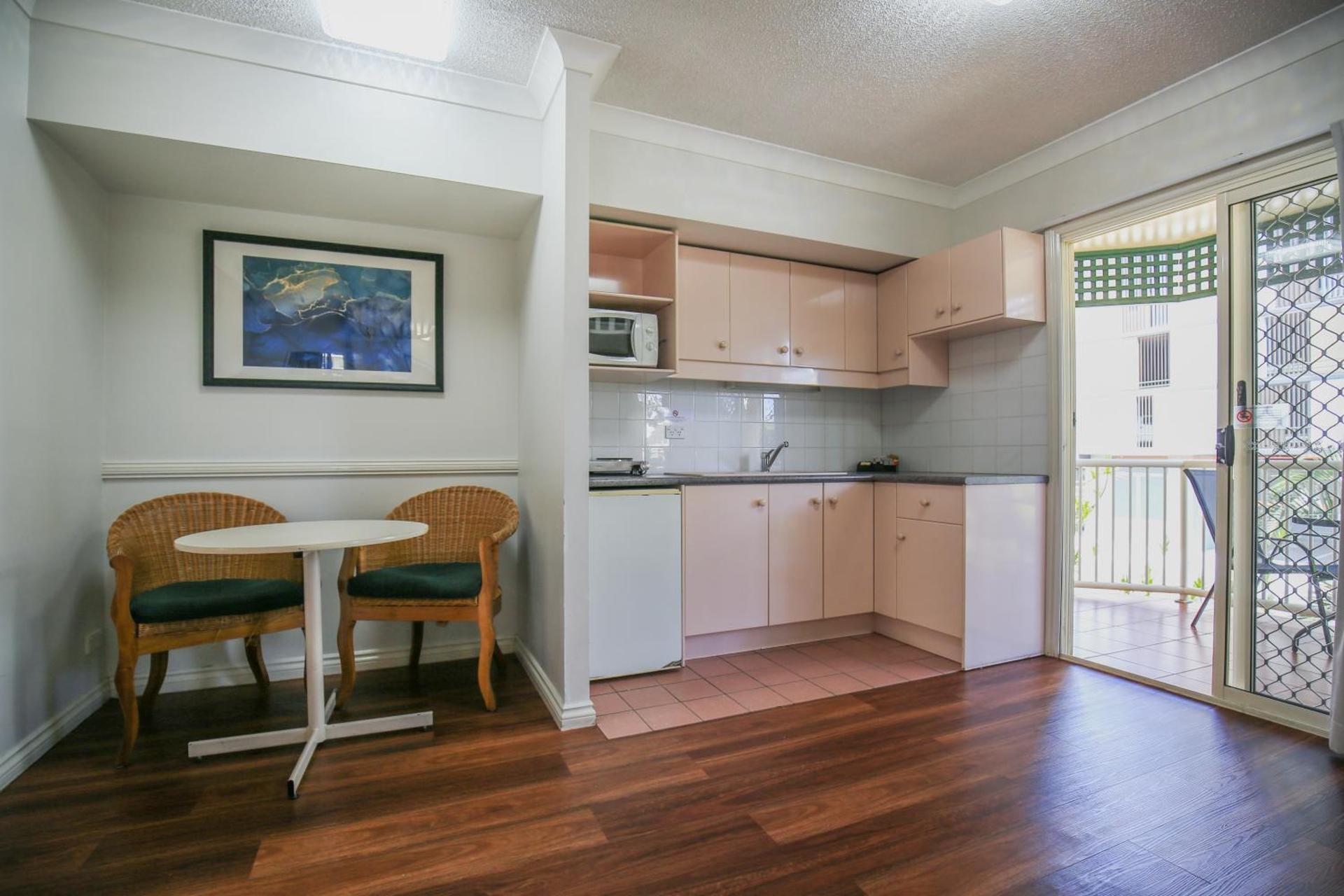 Toowong Central Motel Apartments - Photo 4