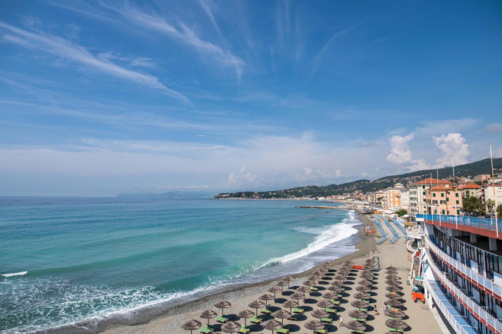 Hotel Miranda - Photo 70